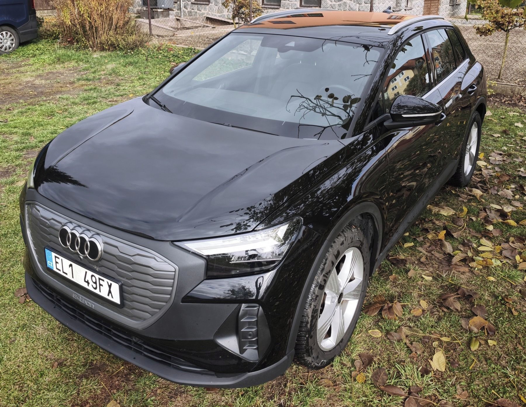 Audi Q4, E-Tron 40 150kW/77kWh-SoH 94% - fotka 4