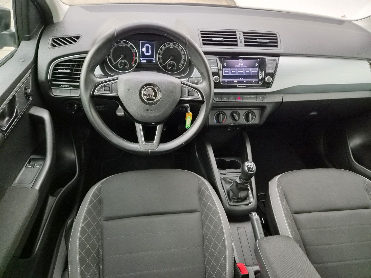 Škoda Fabia, 1,0TSI 81kW Ambition Plus - fotka 5