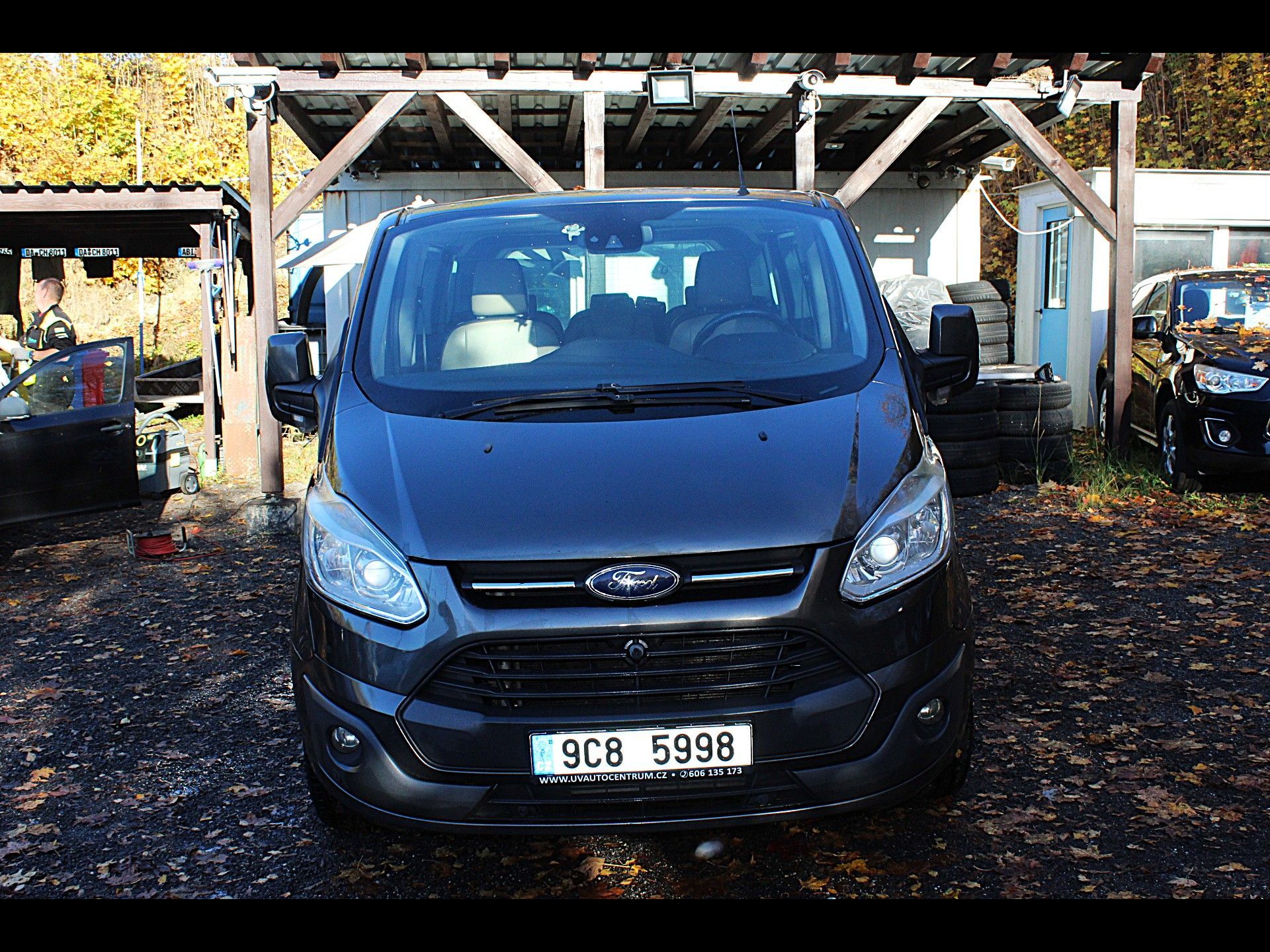 Ford Transit Custom, 2.2 TDCi 8. míst - fotka 2