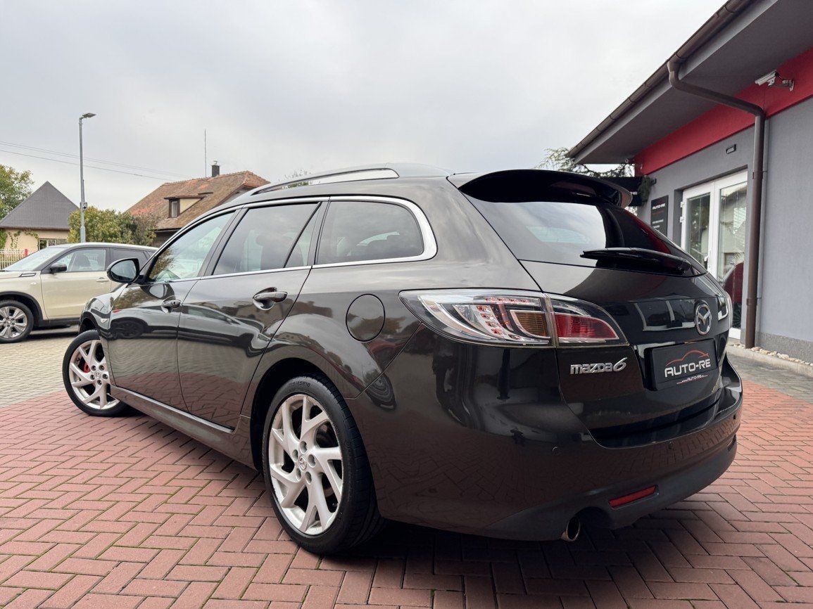 Mazda 6, 2.0i Sportsline Xenony Bose - fotka 3