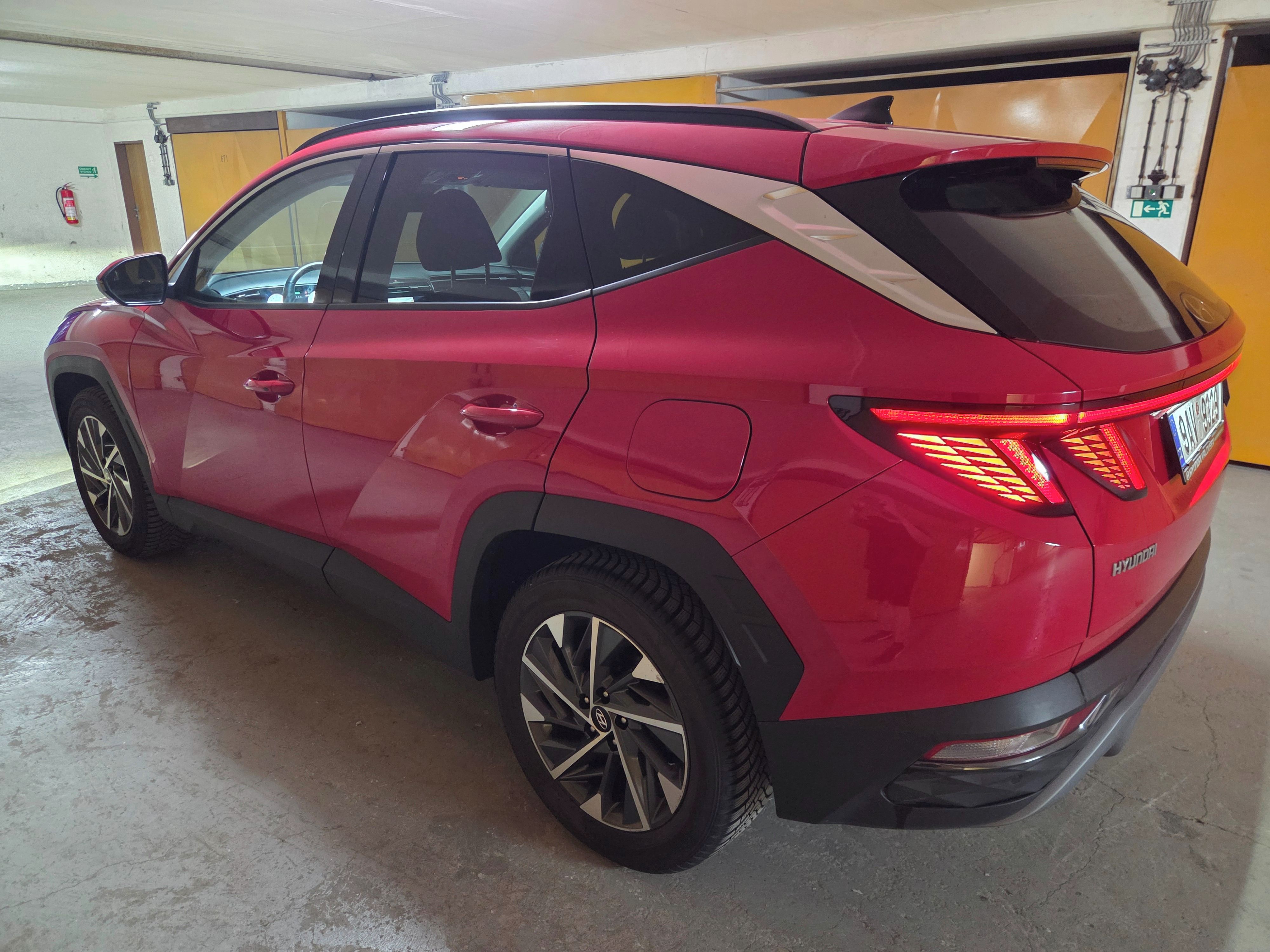 Hyundai Tucson, Freedom, 1,6 T-GDI,4x2, tažné - fotka 3