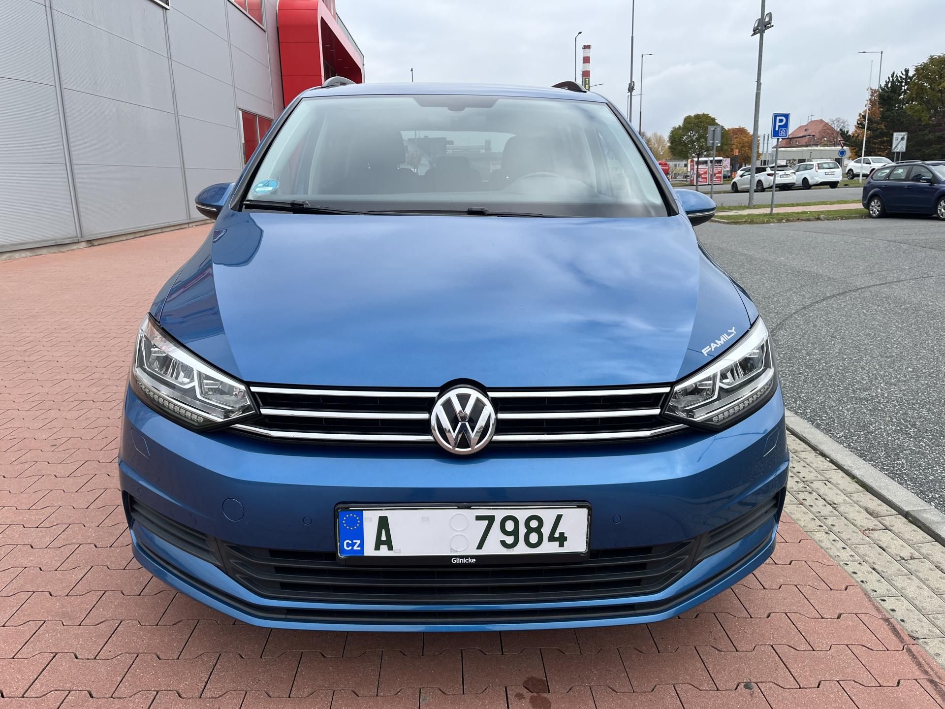 Volkswagen Touran, 1.6 TDi 85 kW Full Led 7 Míst - fotka 3