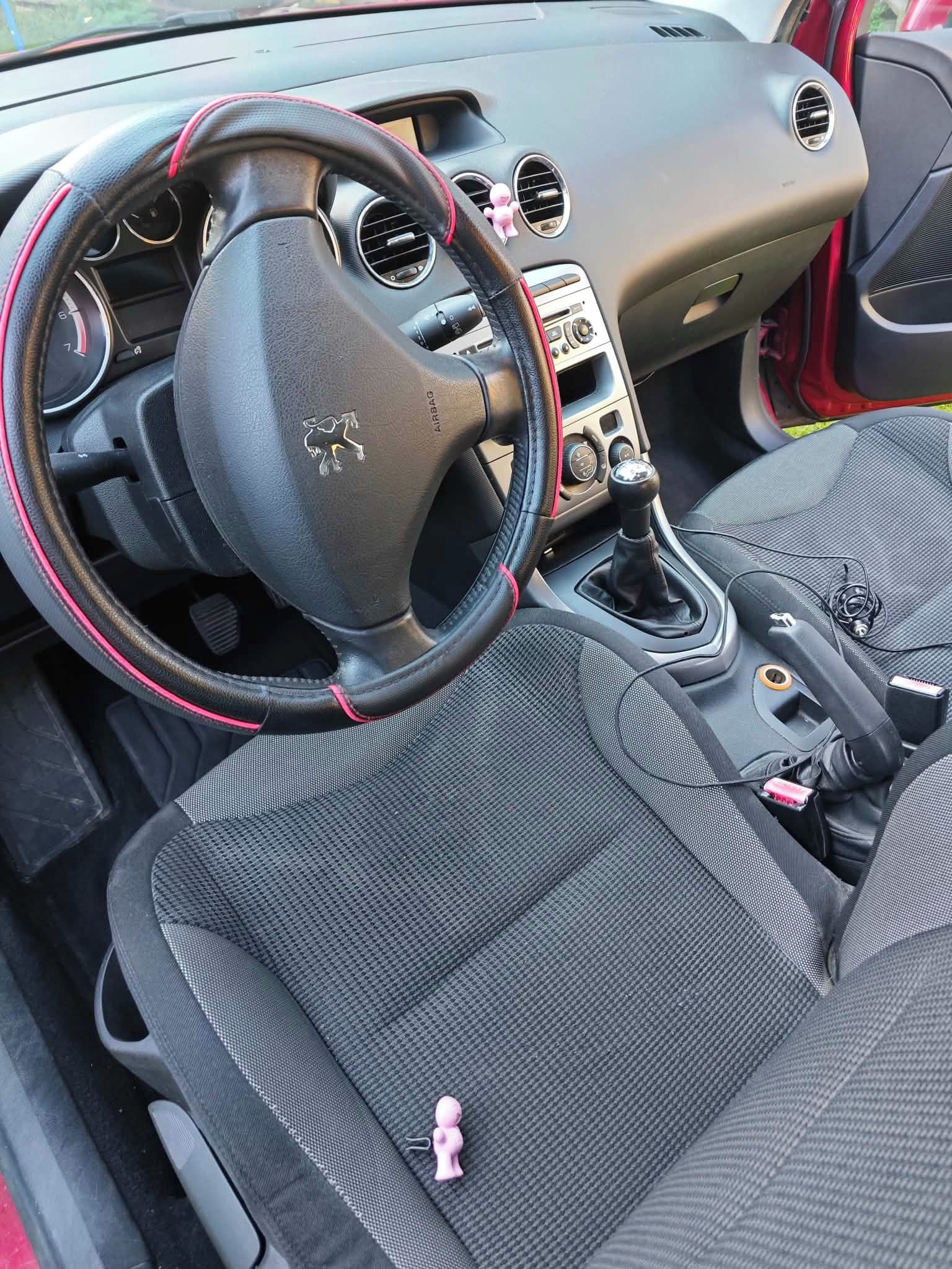 Peugeot 308, Peugeot 308 - fotka 2