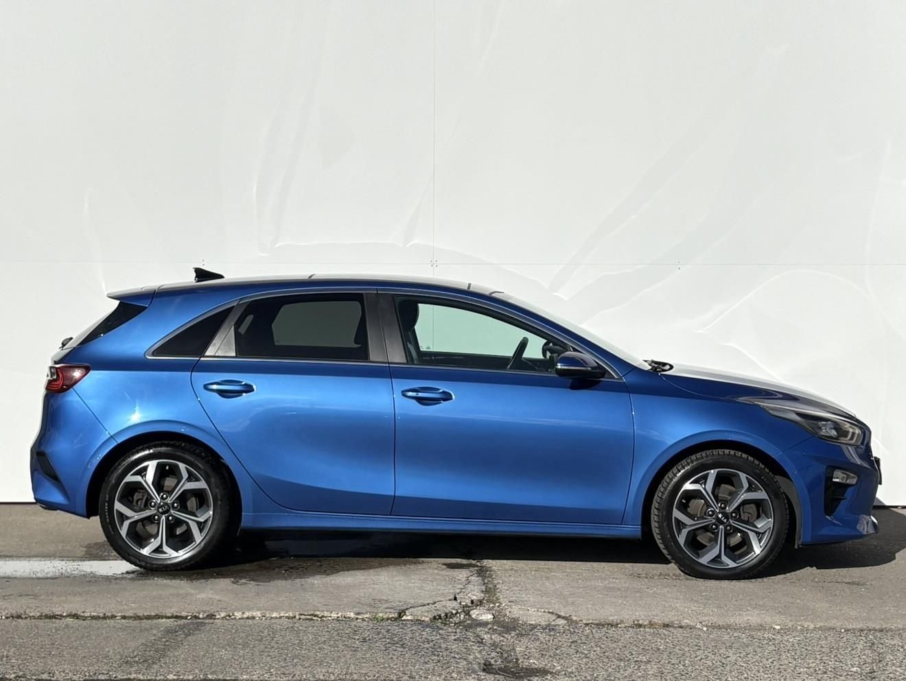 Kia Cee´d, 1.4 T-GDI 103kW DCT Platinum E - fotka 3