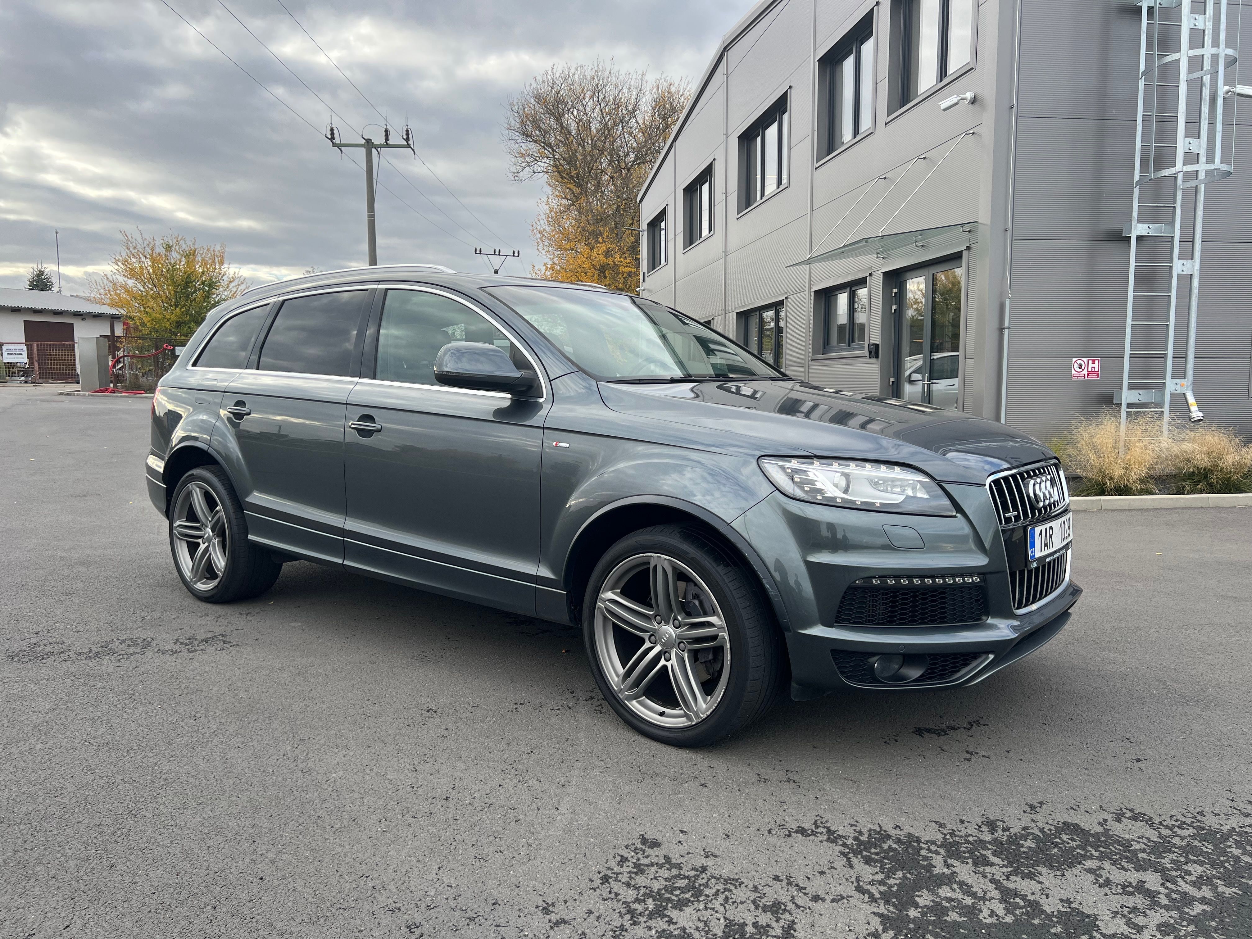 Audi Q7, Audi Q7 4,2TDI 250kw S-line