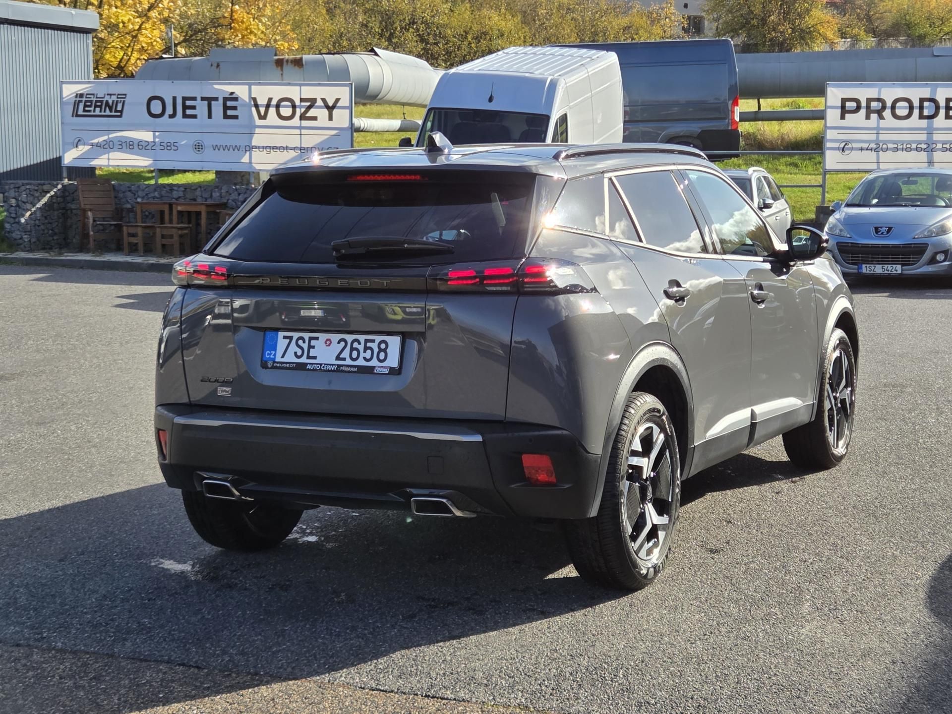 Peugeot 2008, 1.2 PT 130 ALLURE EAT8 - fotka 5