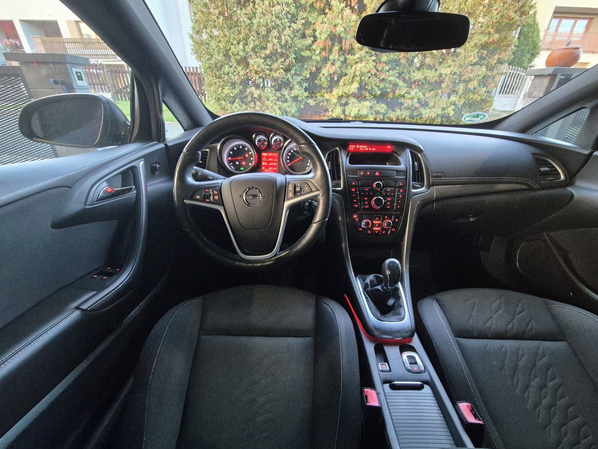 Opel Cascada, 1.4i Turbo, 82tkm, stav 100%. - fotka 6