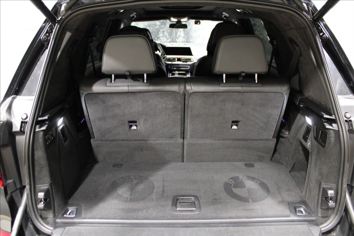 BMW X7, 4,4 xDrive M50i - fotka 6