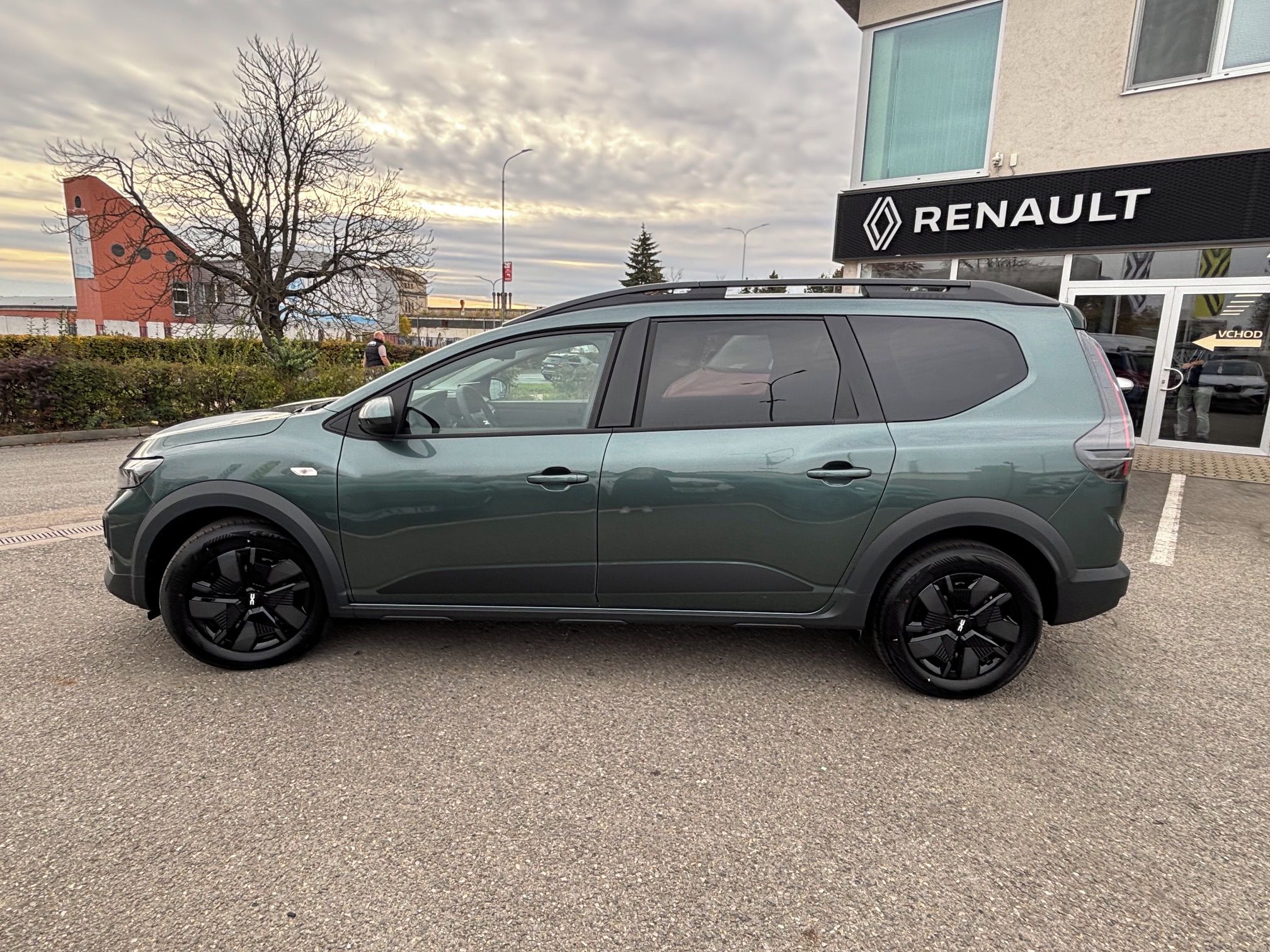 Dacia Jogger, Expression Eco-G 120 7 míst - fotka 2
