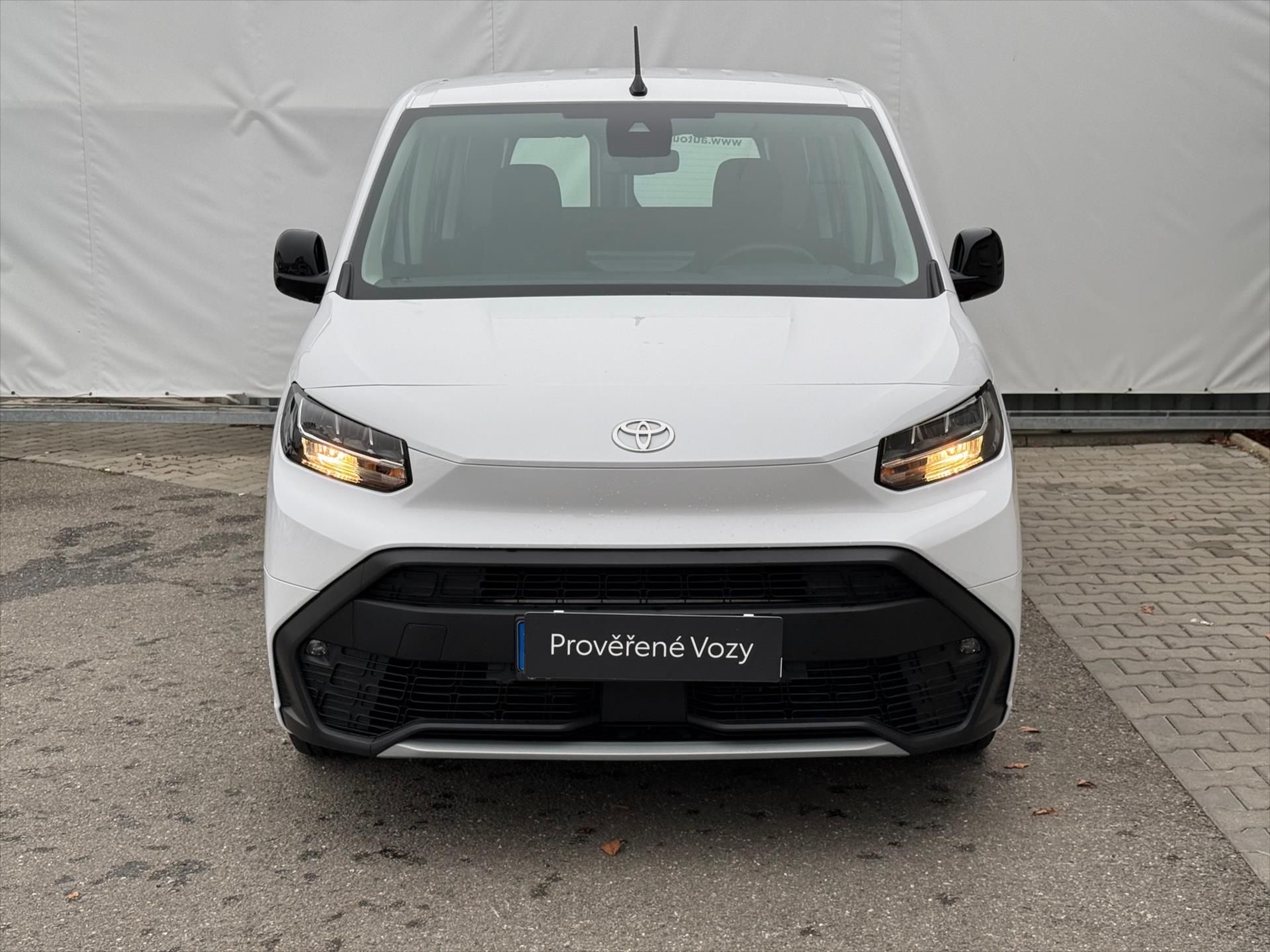Toyota Proace City Verso, 1,5 Business - fotka 2