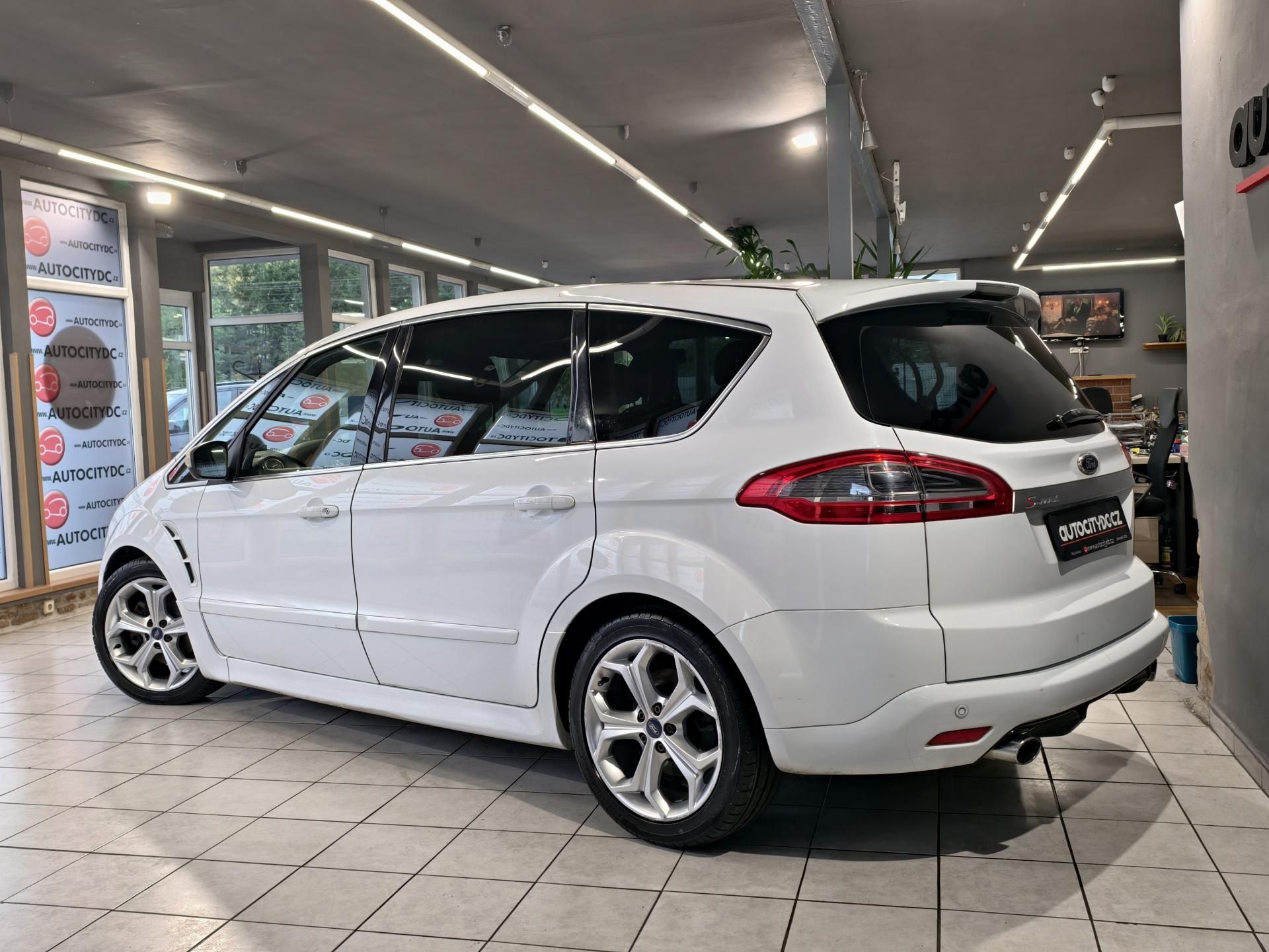 Ford S-MAX, 2.2 TDCI 147kW TITANIUM S - fotka 5