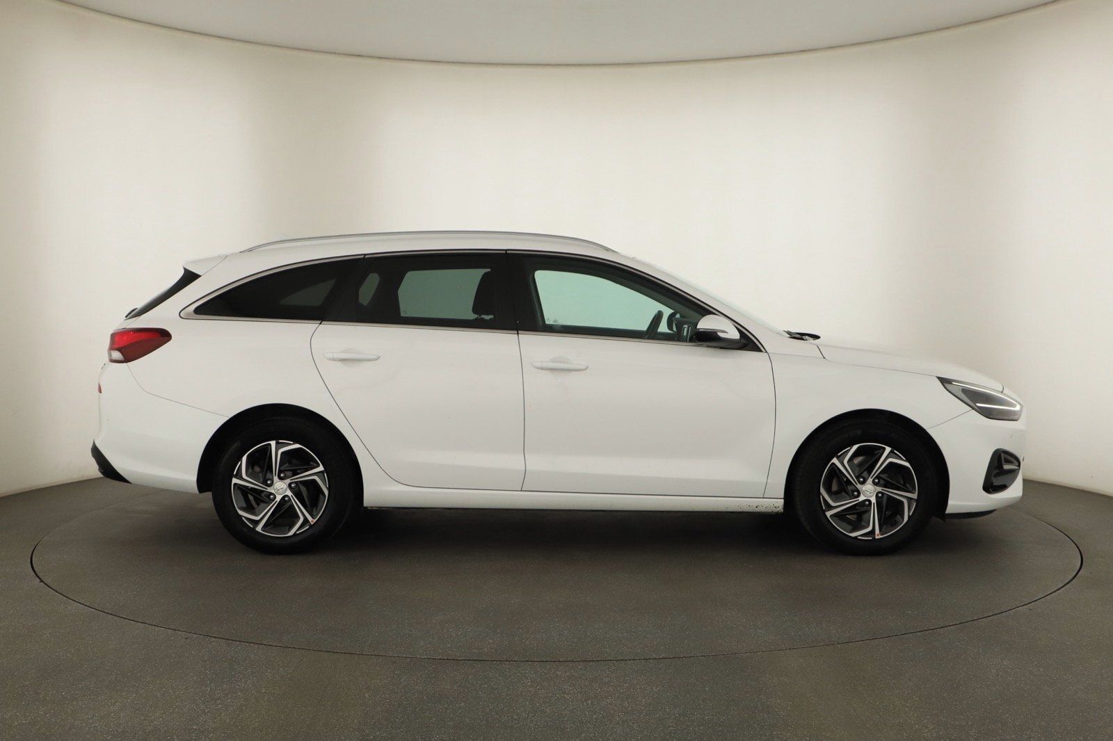 Hyundai i30, 1.0 T-GDI, Automat, ČR,1.maj - fotka 6