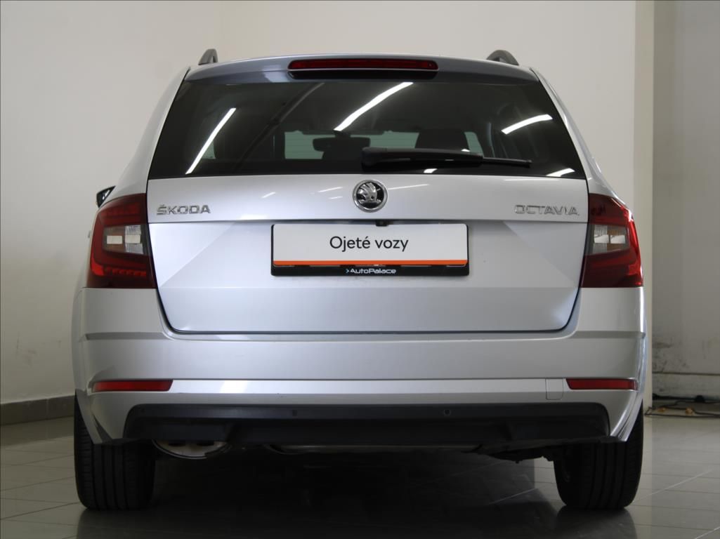 Škoda Octavia, 1,5 TSi 110kW DSG Style 1.maj. - fotka 4