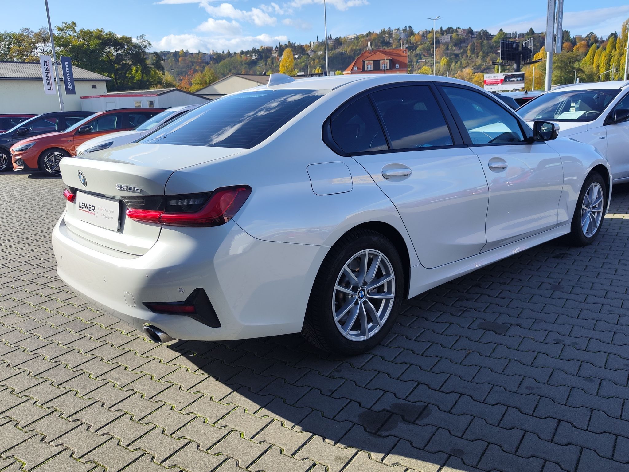 BMW Řada 3, E330/215kW Sportline AT PHEV - fotka 5