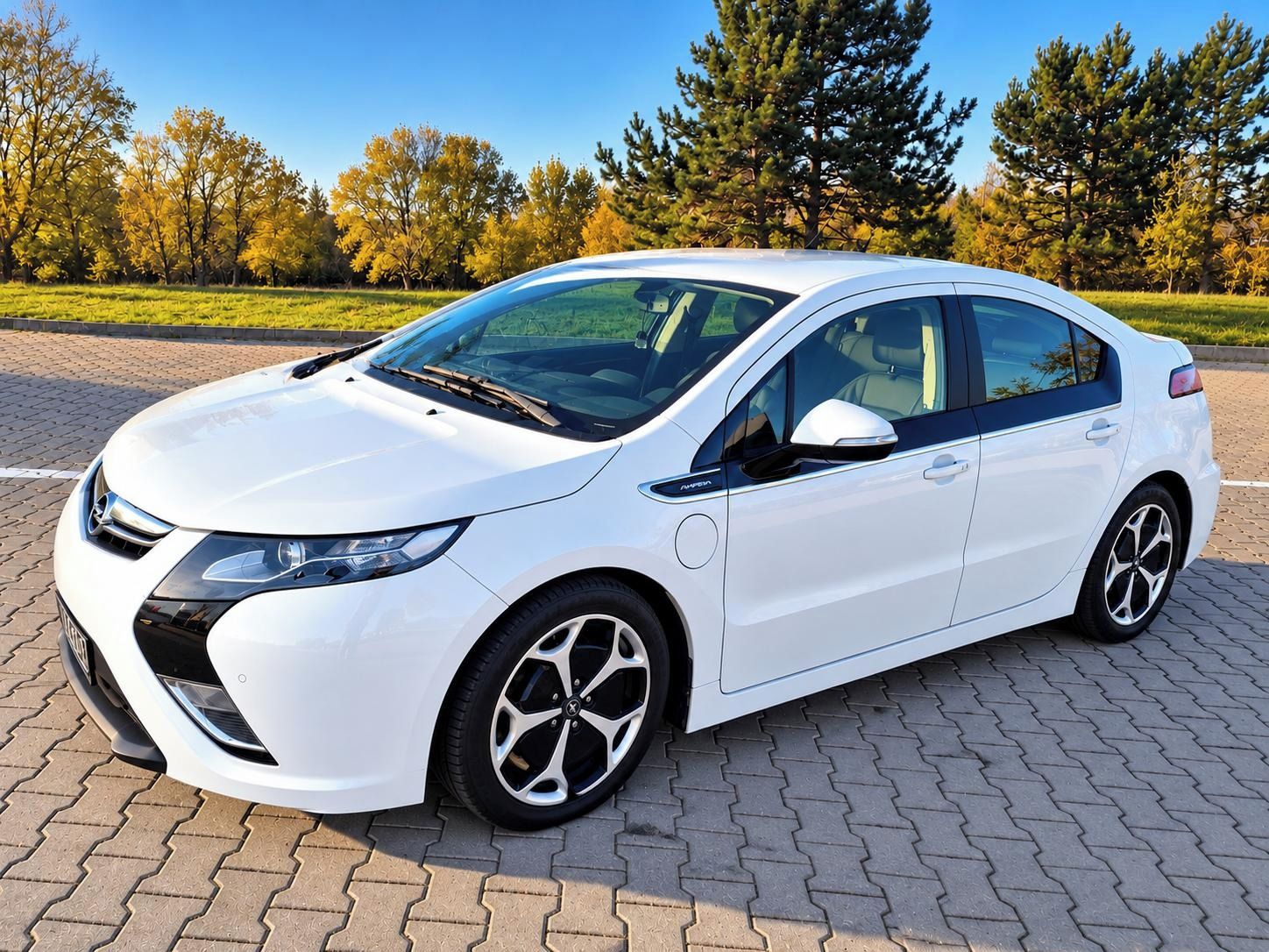 Opel Ampera, 1.4 PHEV Plug-In Hybrid - fotka 2