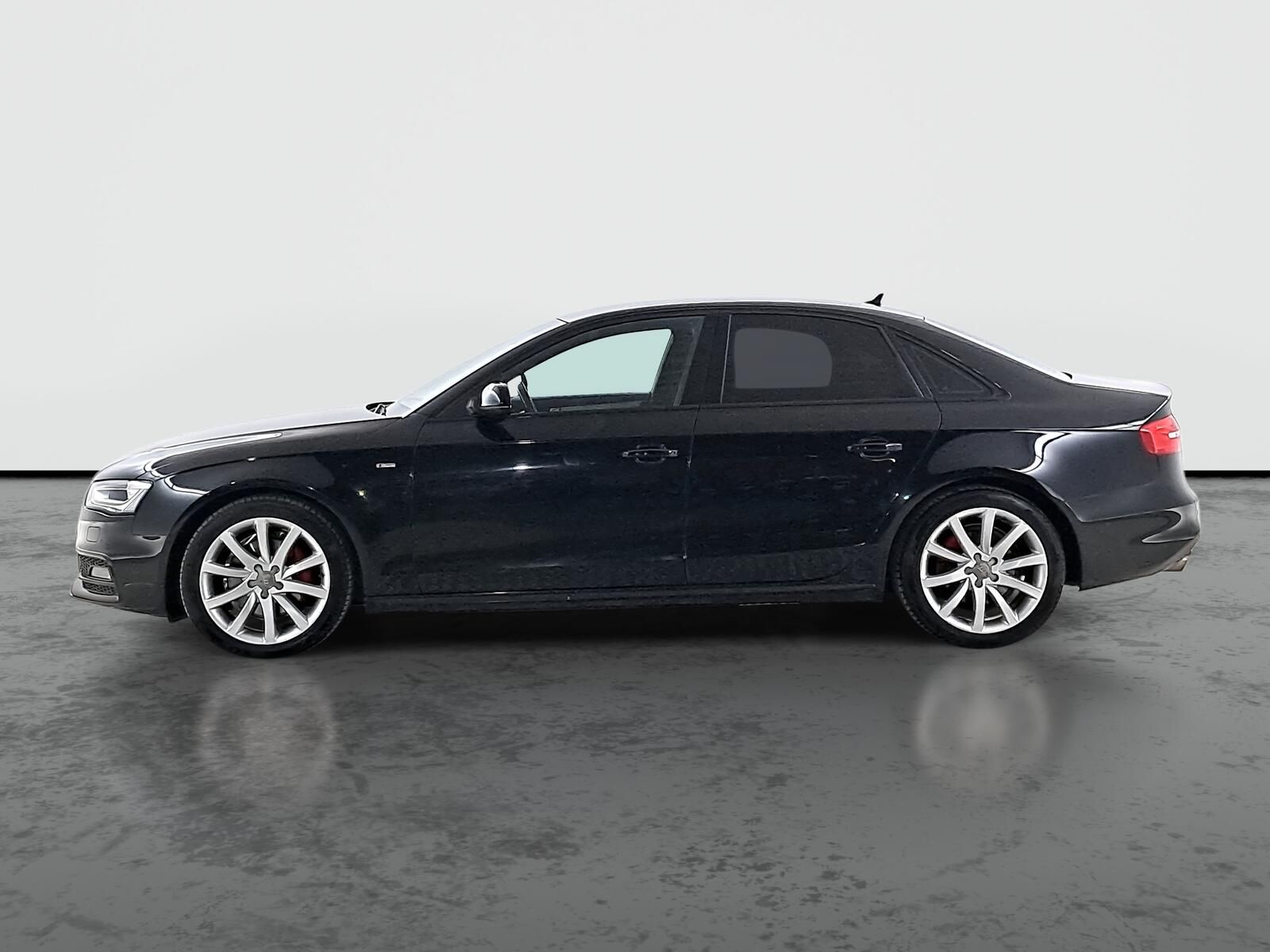 Audi A4, 3.0 TDI, 4X4, Automat, Kůže - fotka 3