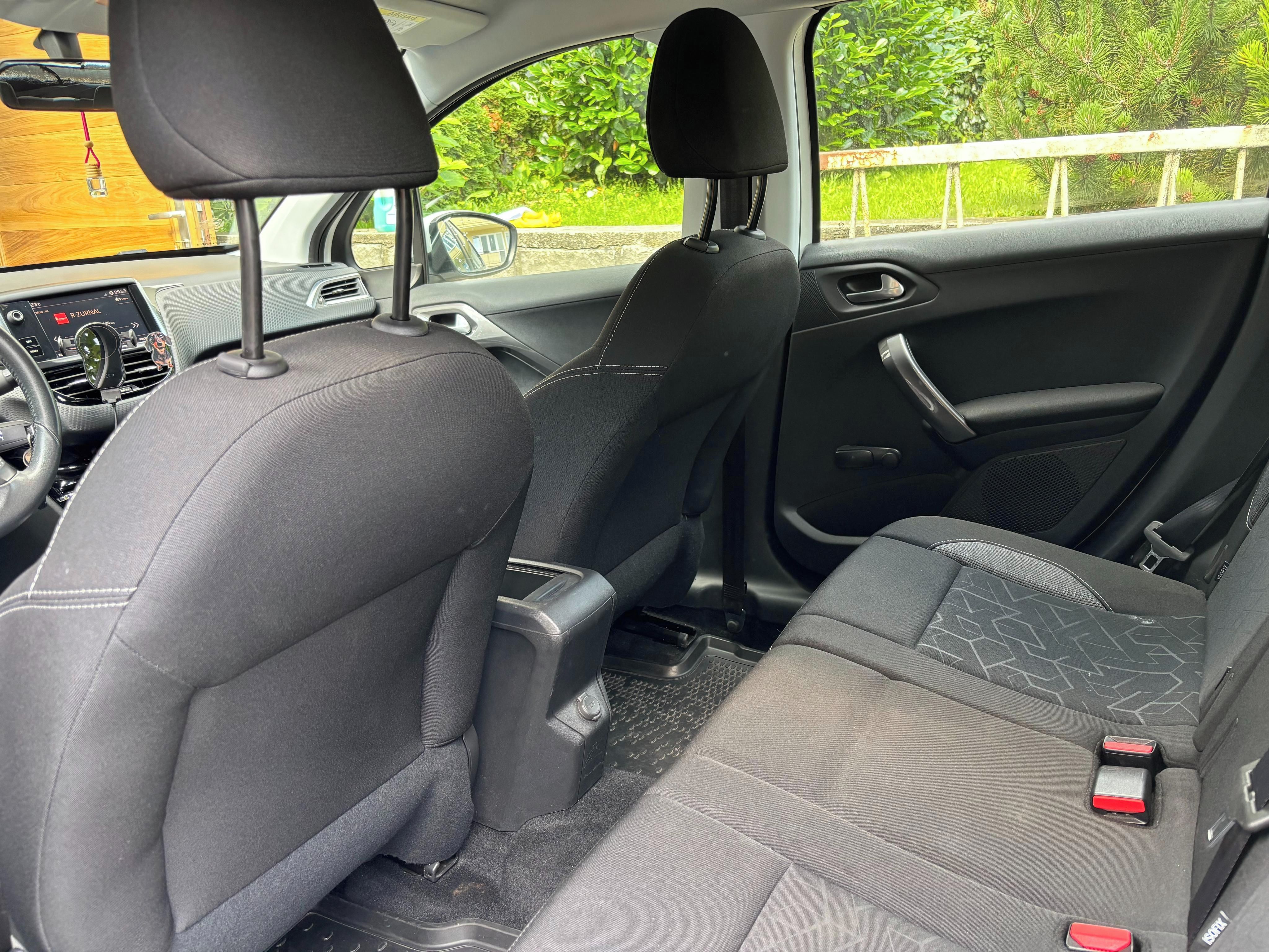 Peugeot 2008, Peugeot 2008 ACTIVE 1,6 BlueHD - fotka 4