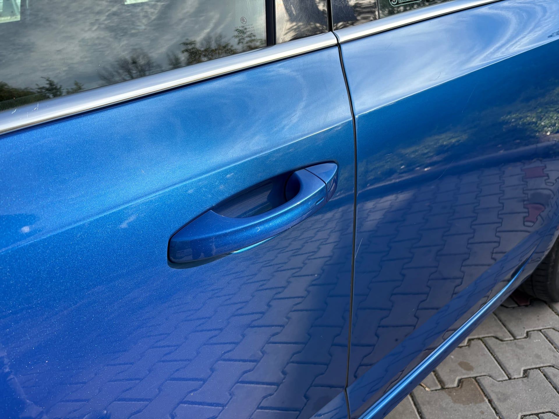 Škoda Octavia, 2.0 TDI DSG/servis/1.majitel - fotka 5