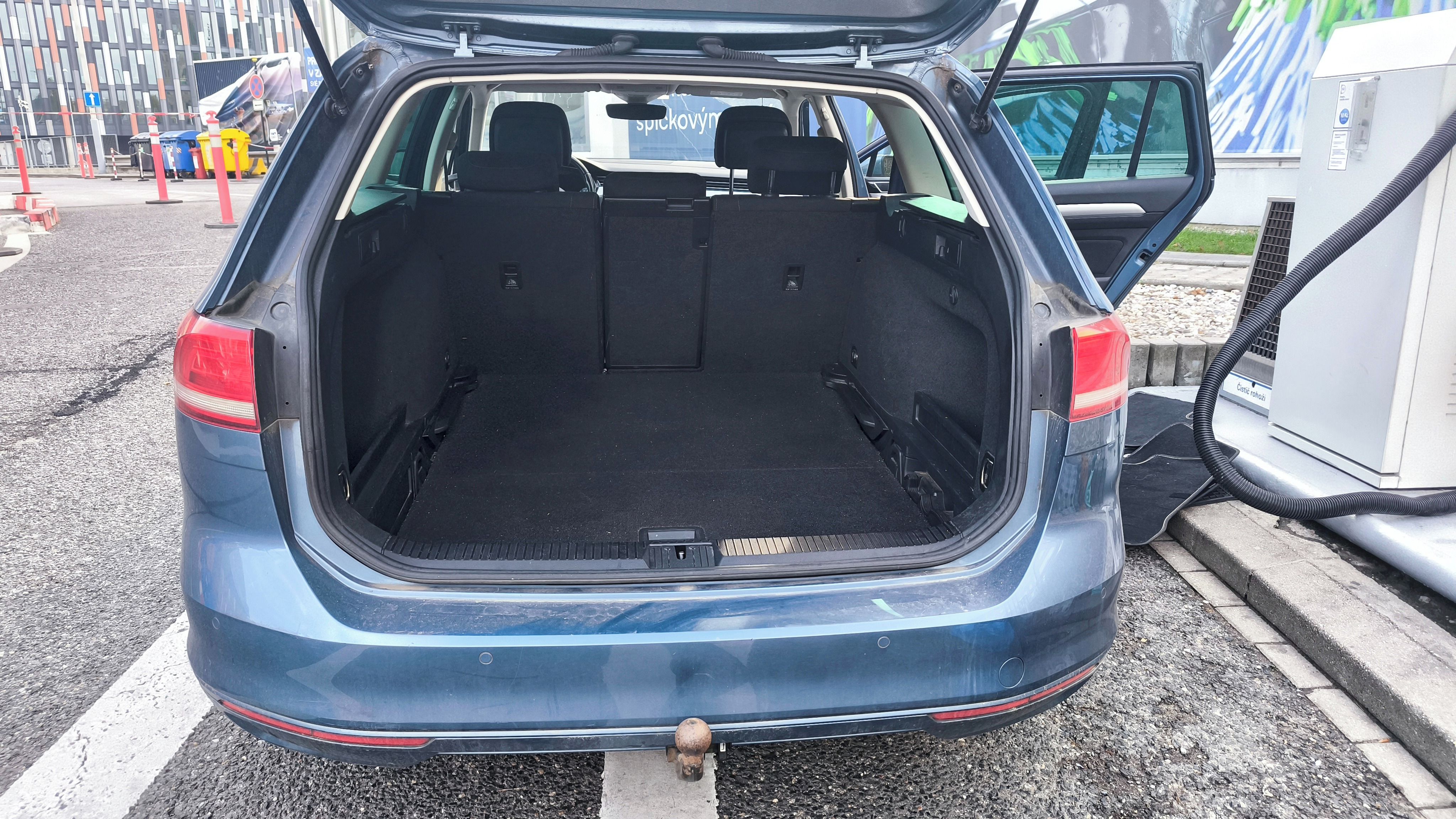 Volkswagen Passat, 2.0 TDI (110 kW / 150 PS) - fotka 6