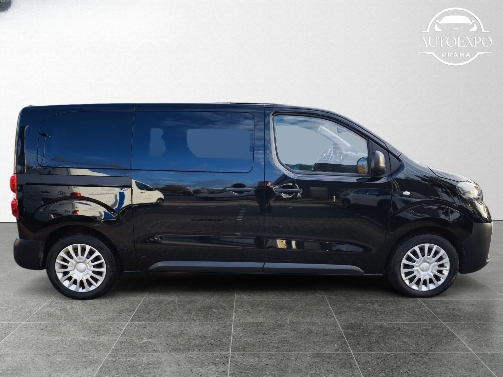 Toyota Proace Verso, 2,0 Automat*9MÍST*COMFORT - fotka 4