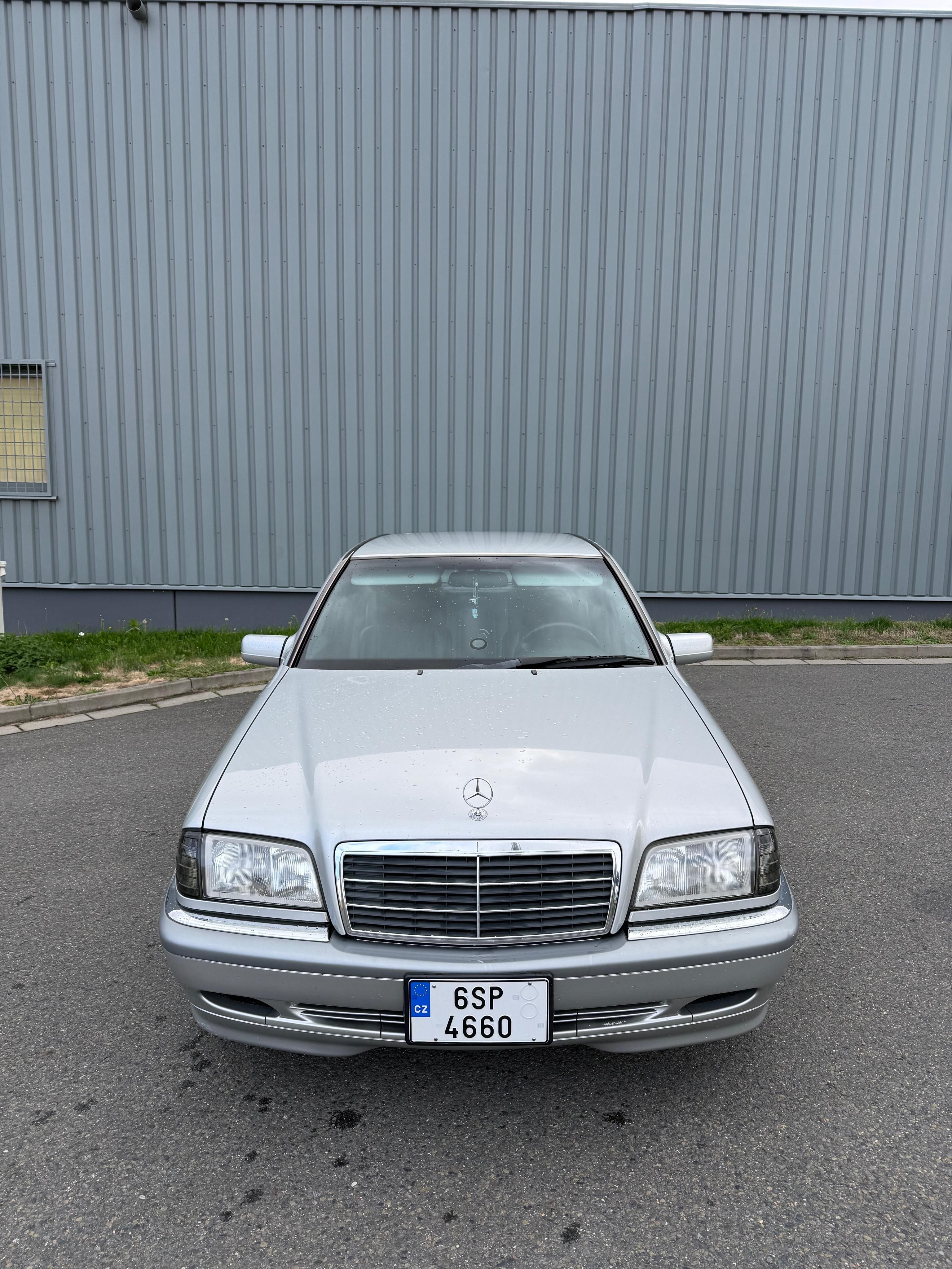 Mercedes-Benz Třídy C, w202 c240 2.4L V6 125kw