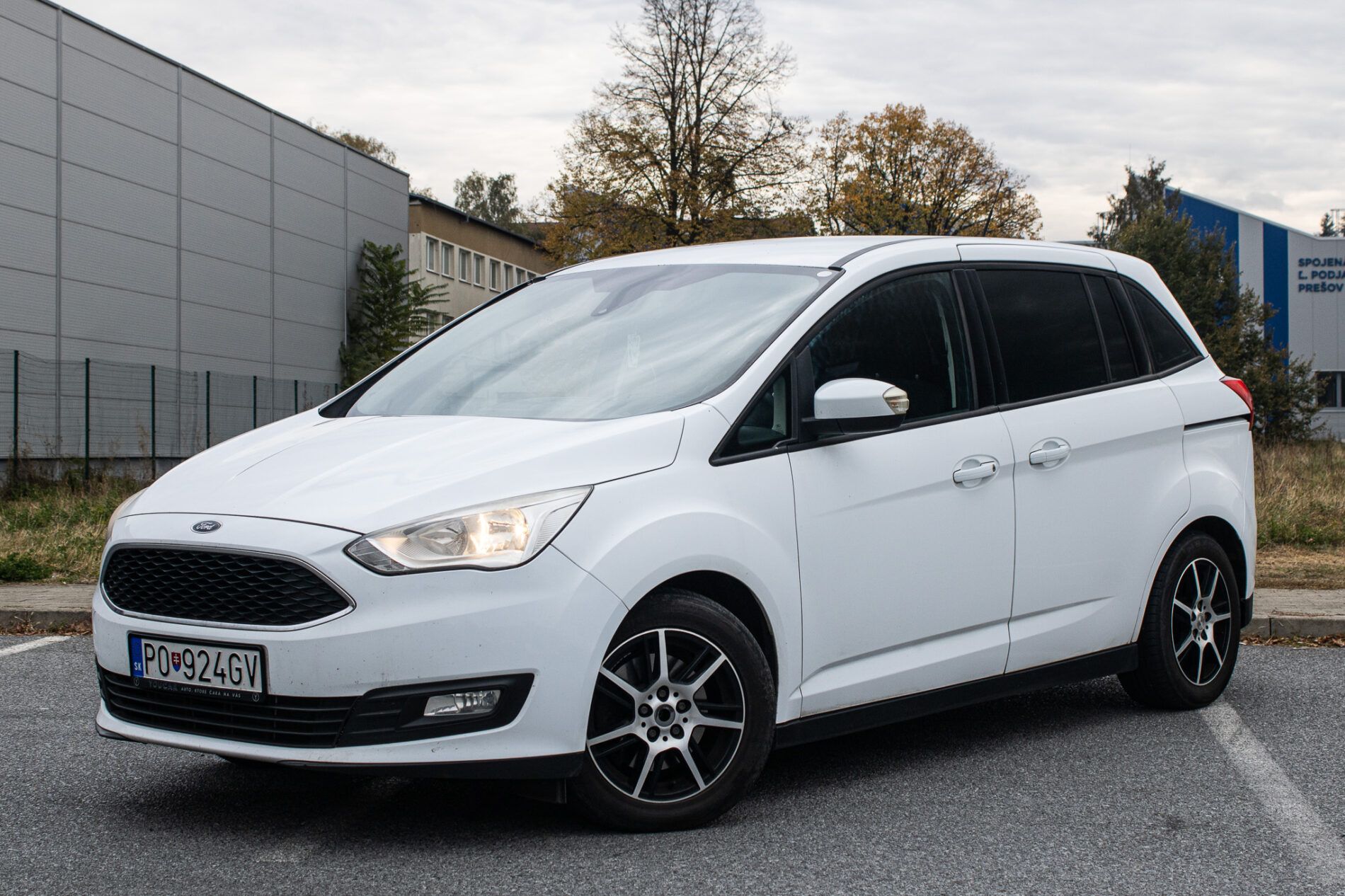 Ford Grand C-MAX - fotka 2
