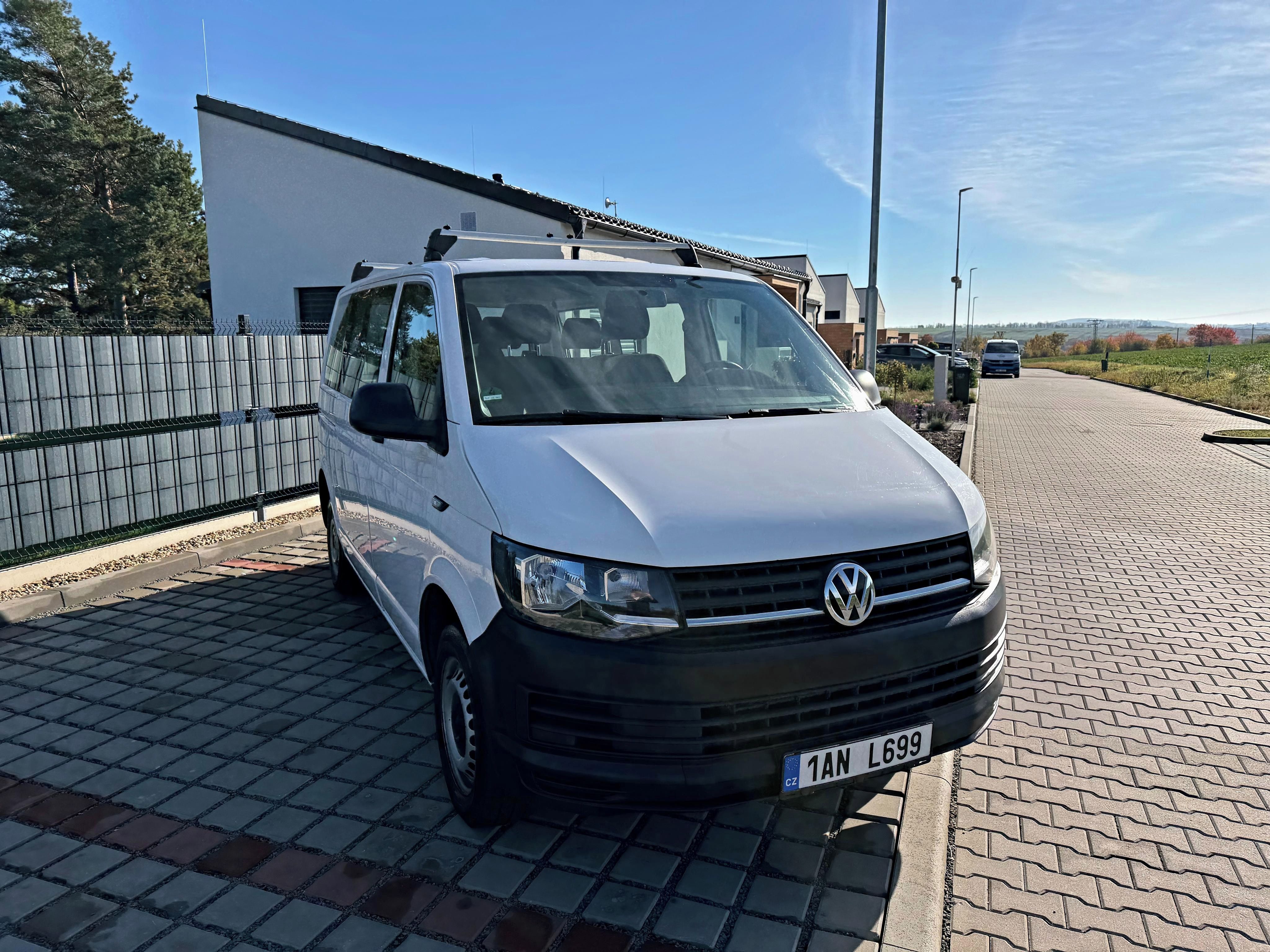 Volkswagen Transporter, T6 110KW, 5-8 MÍST, tažné - fotka 5