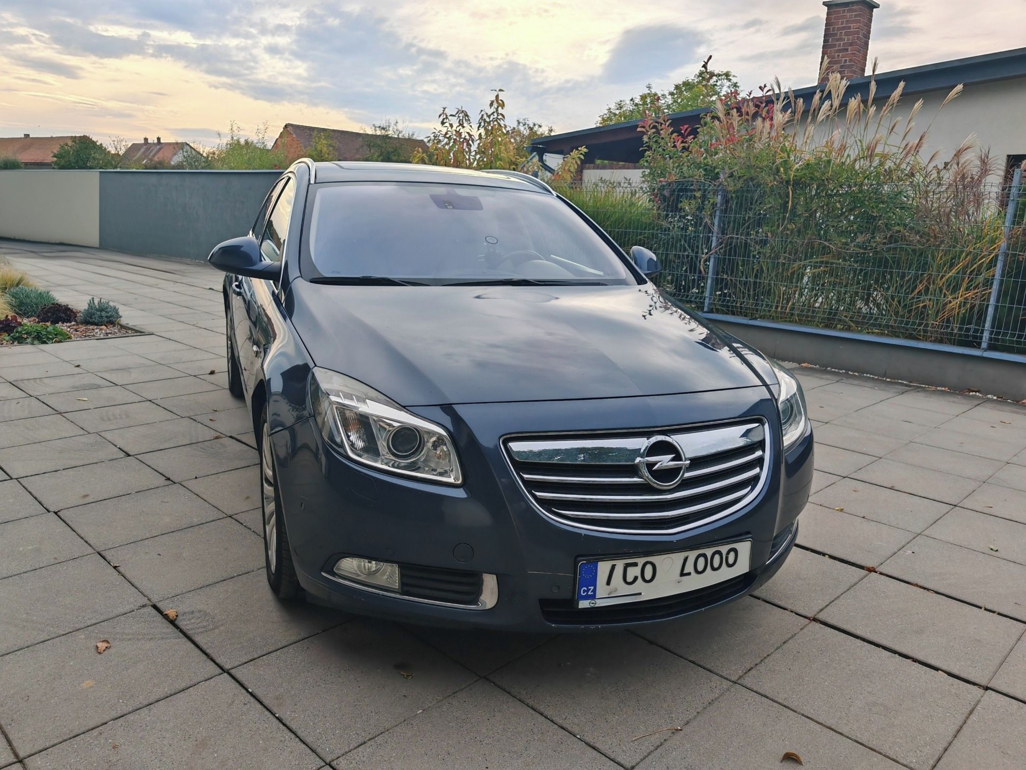 Opel Insignia, 2,0 CDTi - fotka 2