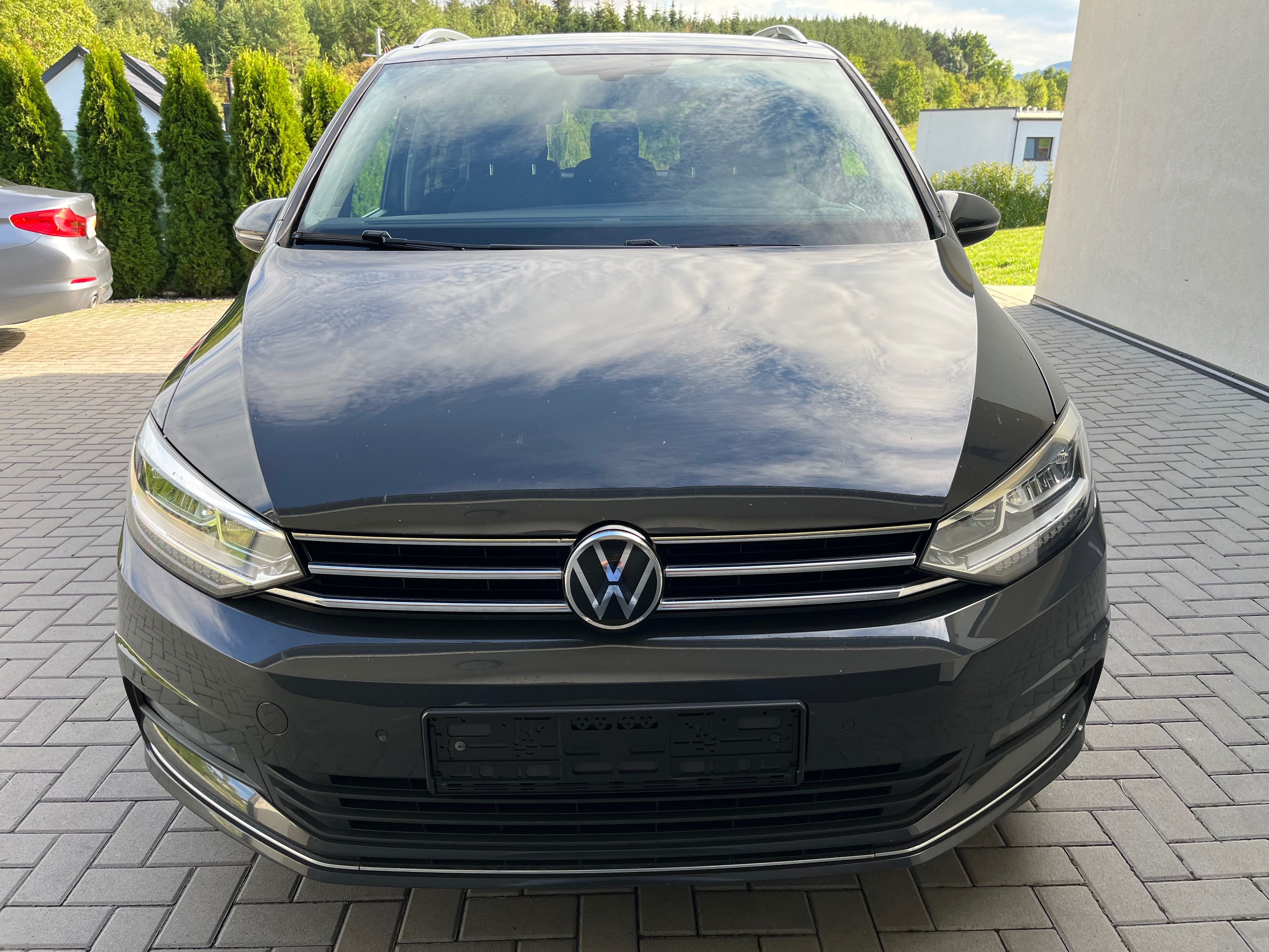 Volkswagen Touran, 2.0TDi HIGHLINE 2021 - fotka 2