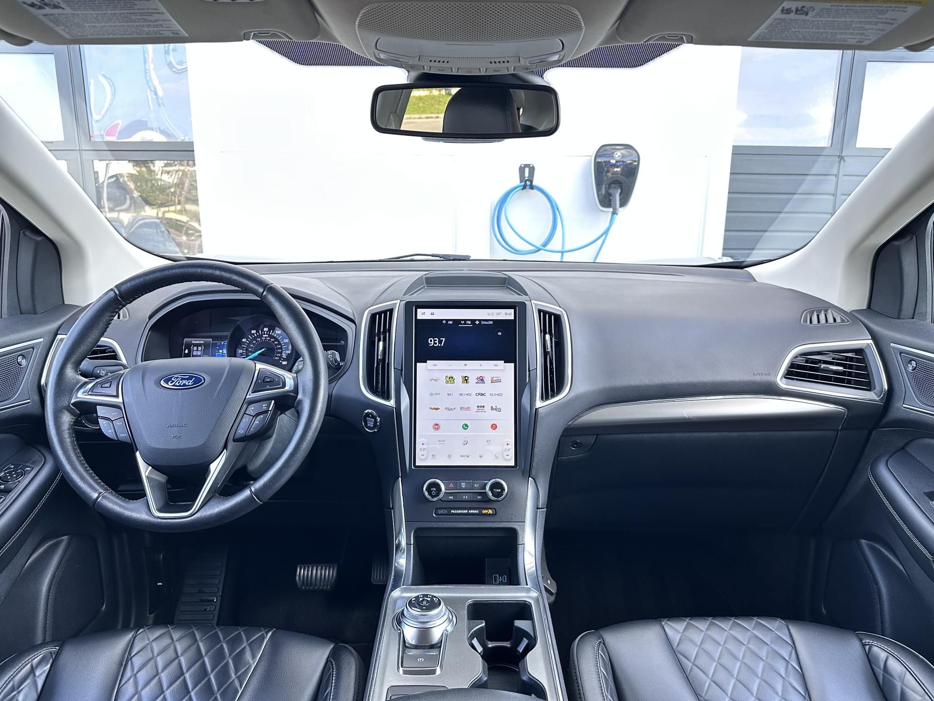 Ford Edge, 2.0L EcoBoost 4x4 Titanium - fotka 6