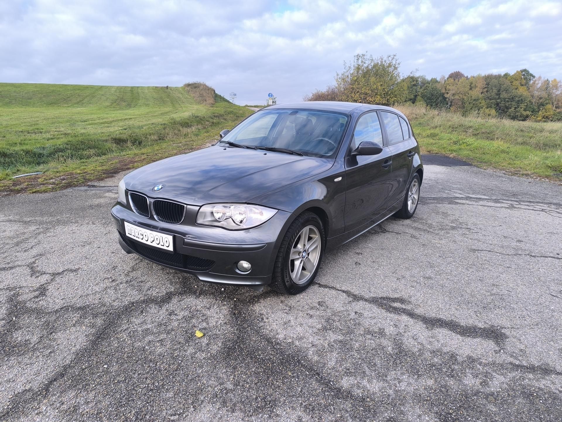 BMW Řada 1, 118d STK,SERVIS - fotka 3