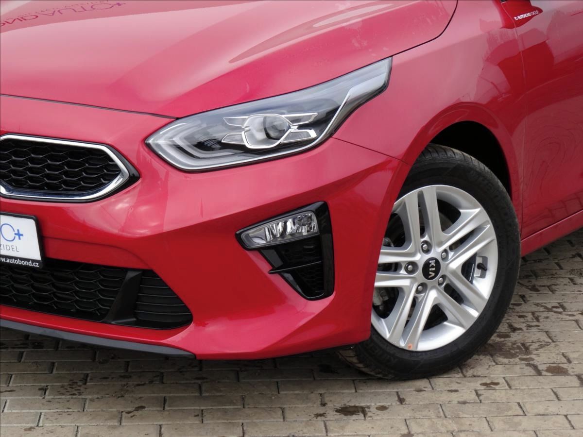 Kia Cee´d, V tovární záruce, 57 tis km - fotka 5