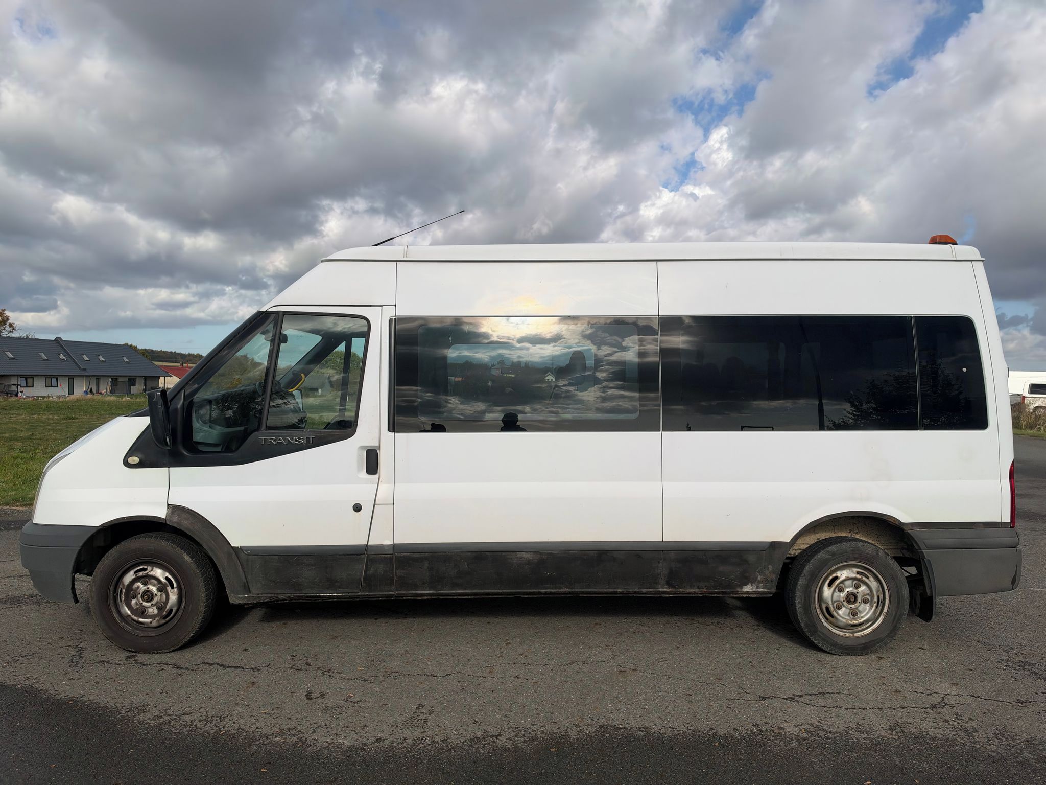 Ford Transit, 2,0 TDCI 92 kW 9 MÍST - fotka 2