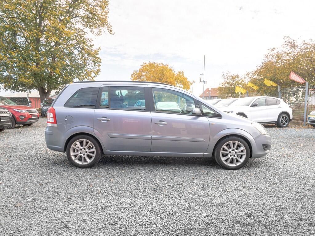 Opel Zafira, 1.9CDTi 88KW SPORT – 7 sedadel - fotka 4