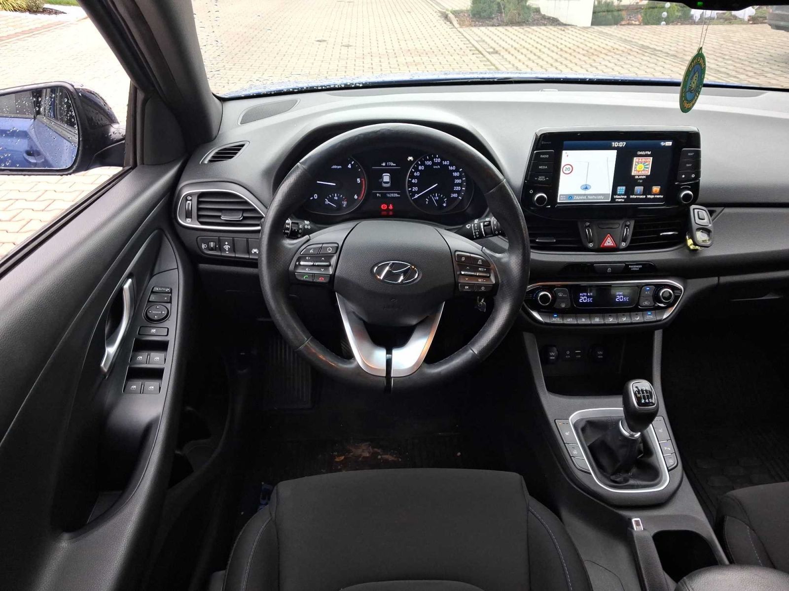 Hyundai i30, 1.6 CRDi, Go!, ČR,1.maj - fotka 3