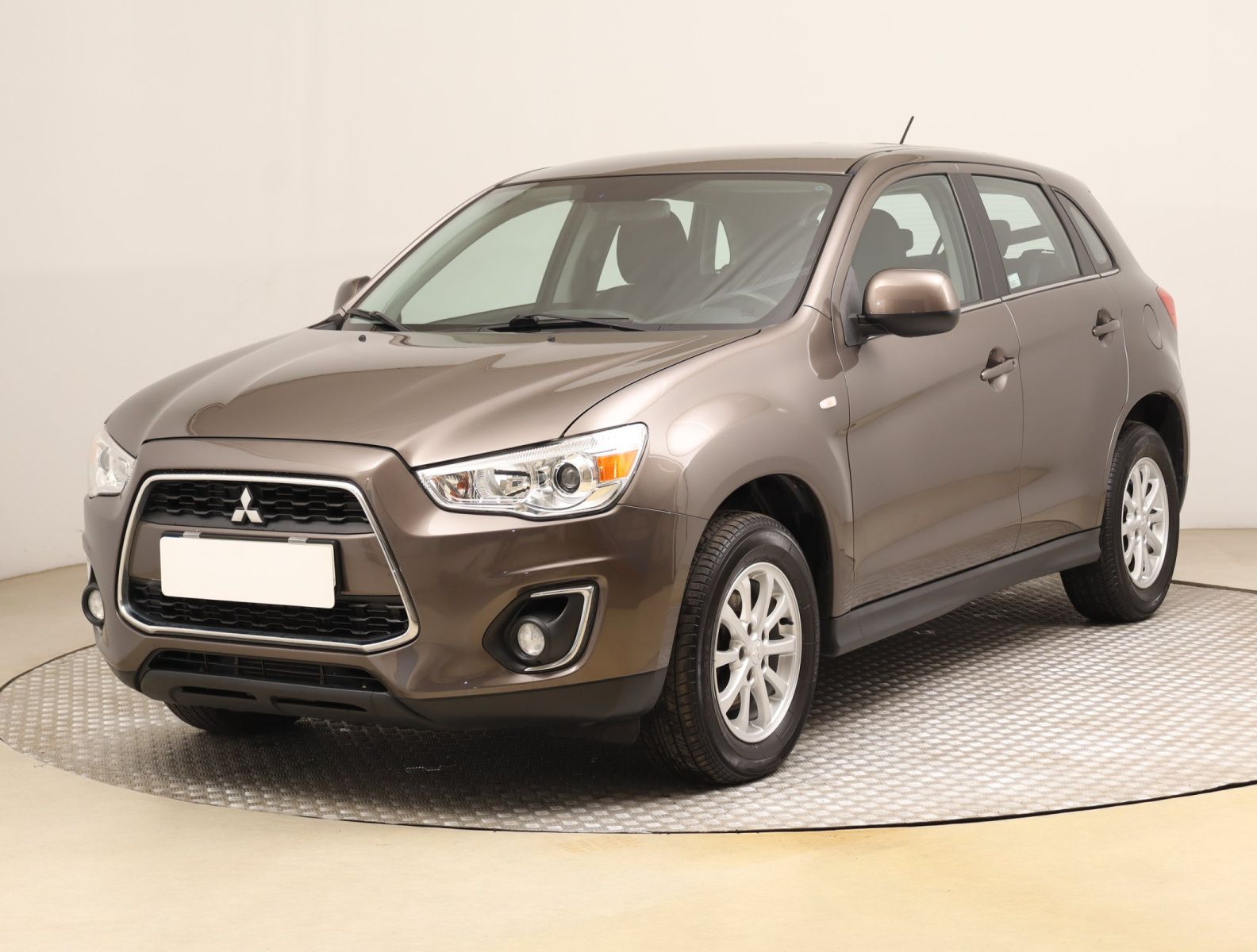 Mitsubishi ASX, 1.8 DI-D MIVEC, 4X4, Tempomat - fotka 3