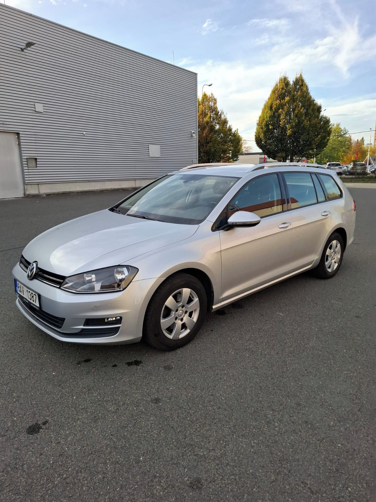 Volkswagen Golf, 1.6 TDI, DSG - fotka 5