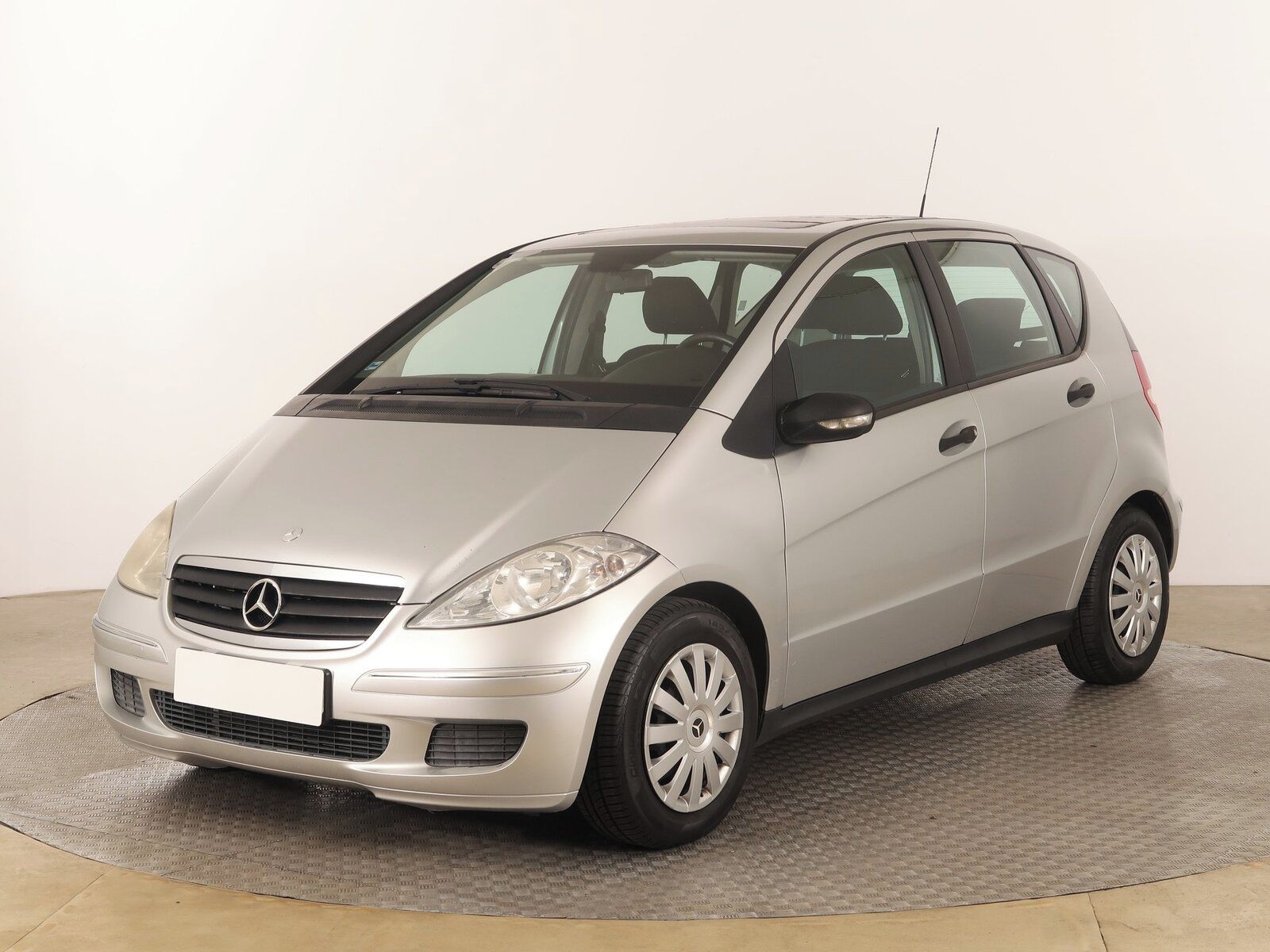 Mercedes-Benz Třídy A, 150, Automat, po STK - fotka 2