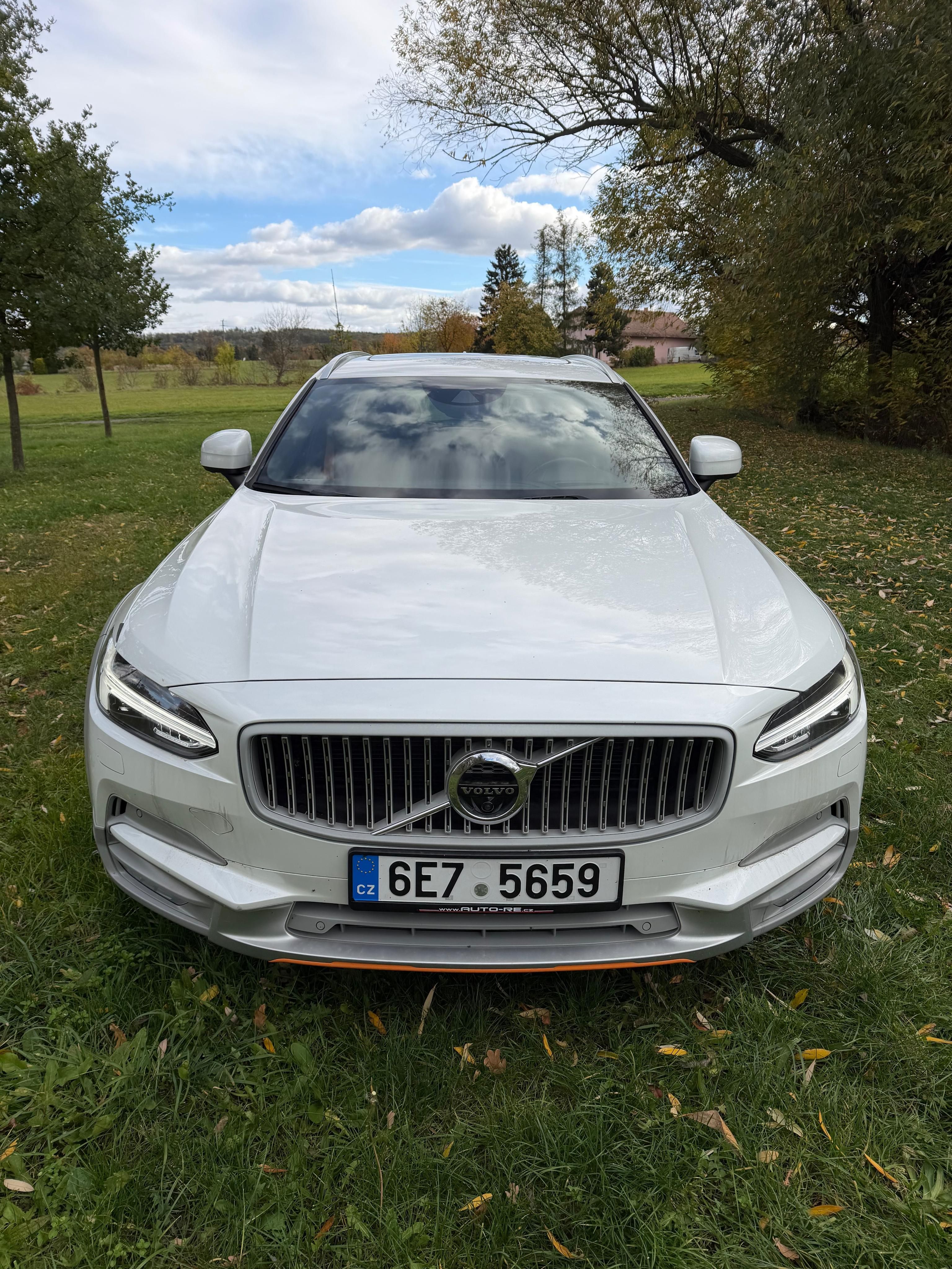 Volvo V90, VOLVO V90 CROSS COUNTRY OCEAN