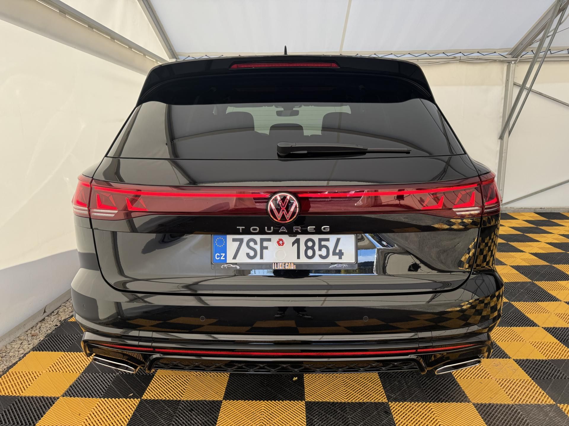 Volkswagen Touareg, 3.0d*DPH*R-LINE*Final Edition* - fotka 6