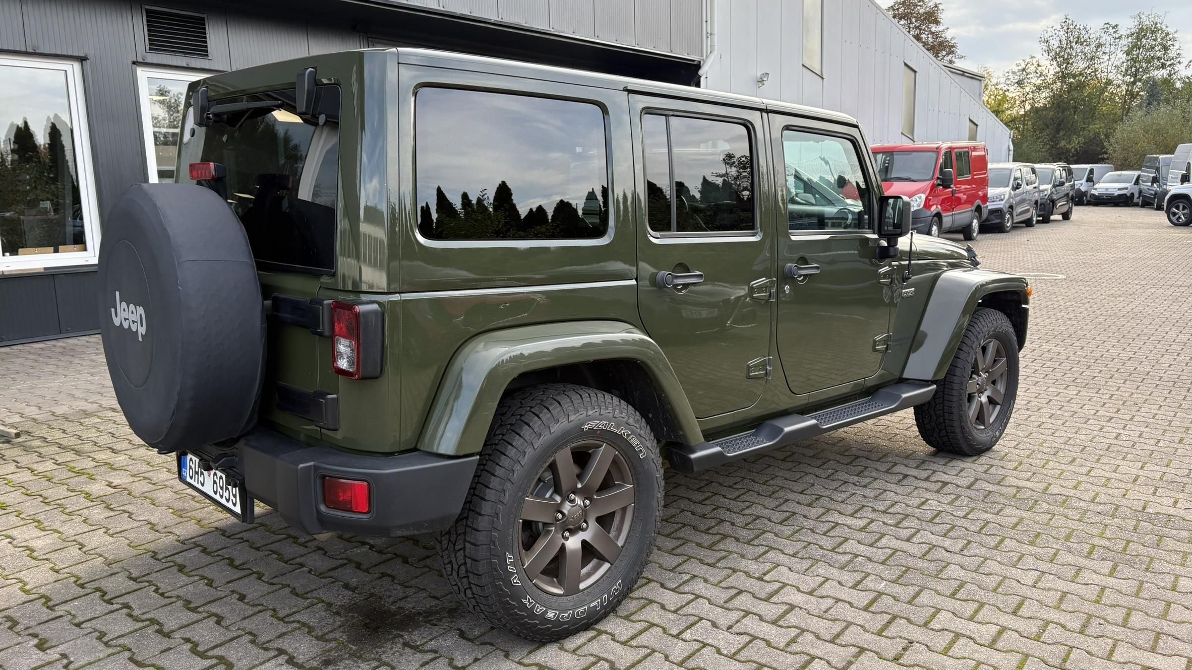 Jeep Wrangler, 2.8CRDi Unlimited 1941 - fotka 4