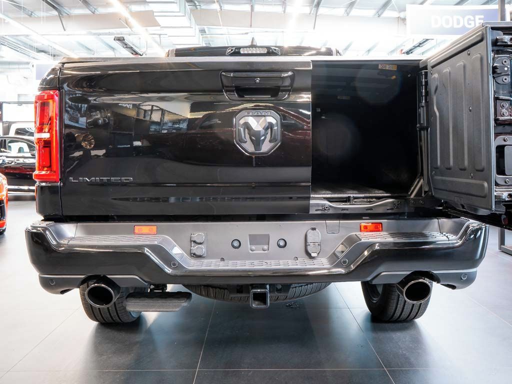 Dodge Ram, 5.7 HEMI V8 Limited 2026 - fotka 6
