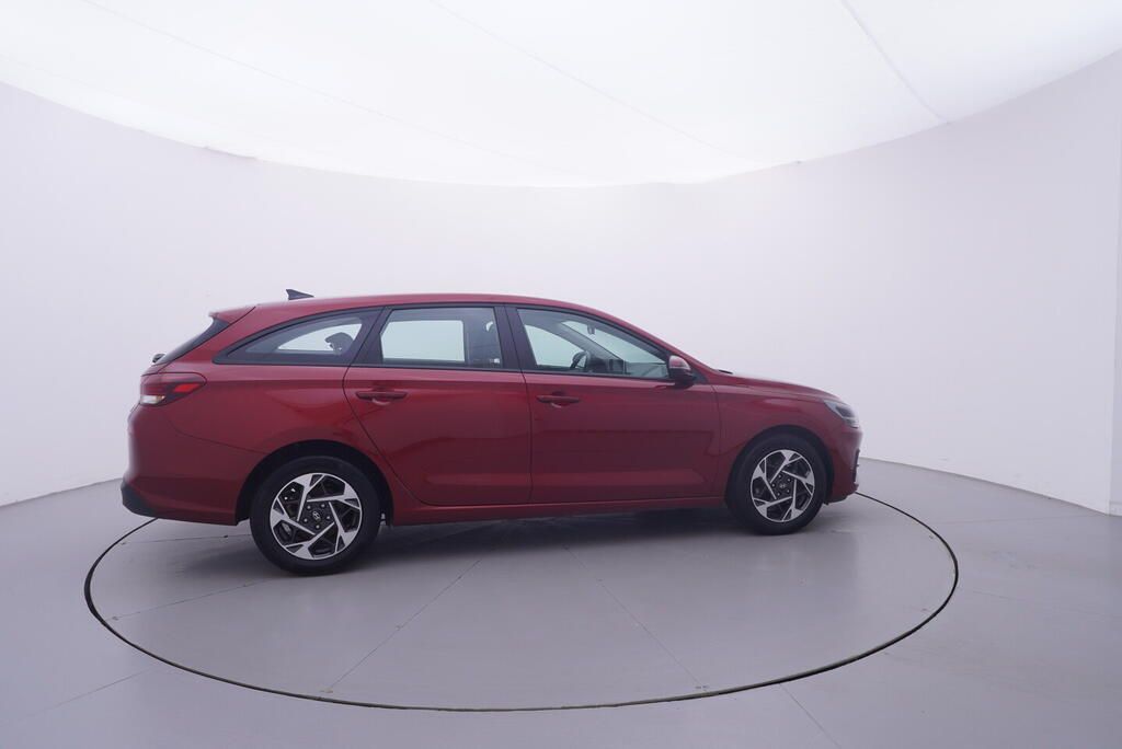 Hyundai i30, Comfort 1.0 GDI 73 kW - fotka 6