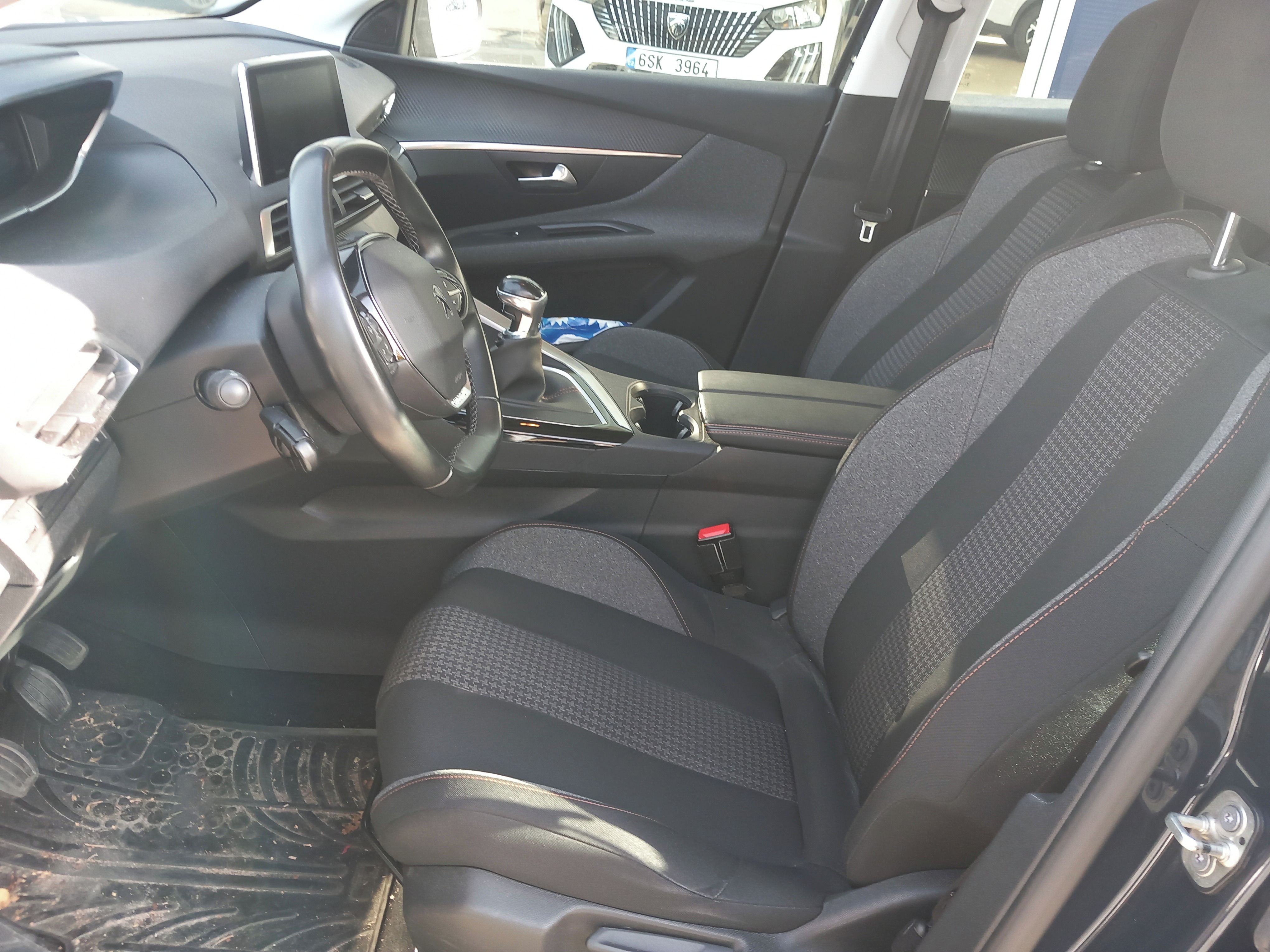 Peugeot 3008, 1.5 BlueHDi 130 MAN 6 - ČR - fotka 5