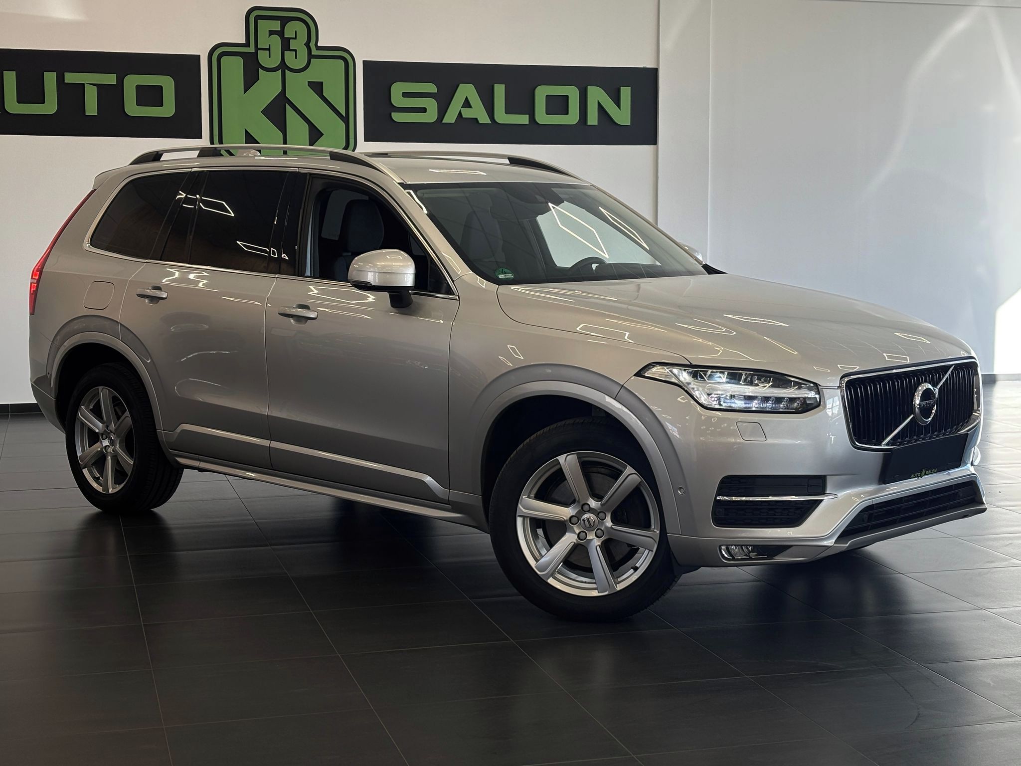 Volvo XC90, D5 4x4 173 kW Automat, Tažné - fotka 2