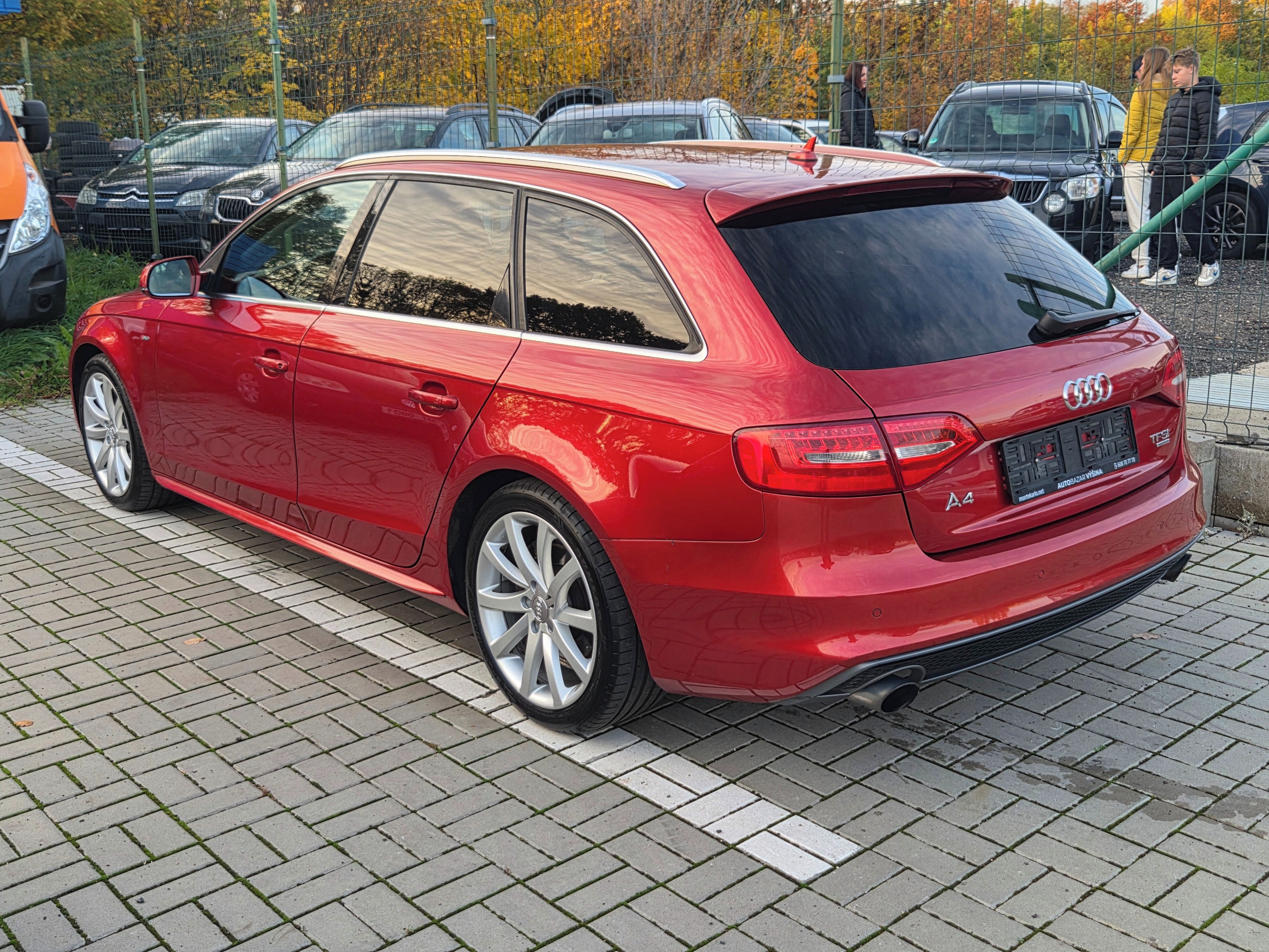 Audi A4, 1.8i 125 KW - TOP STAV - fotka 6