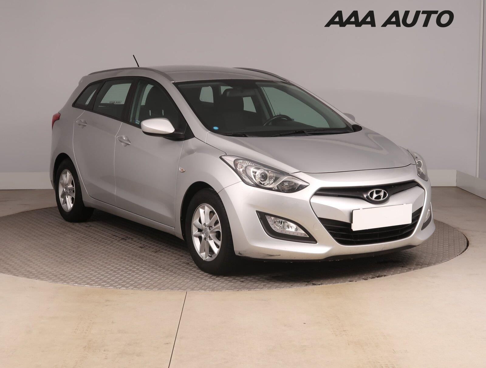 Hyundai i30, 1.6 MPI, Klima, Tempomat