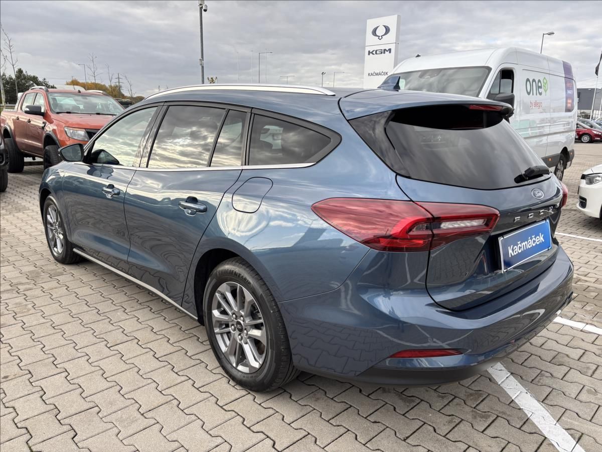 Ford Focus, 1,0 EcoBoost 114kW Titanium - fotka 3
