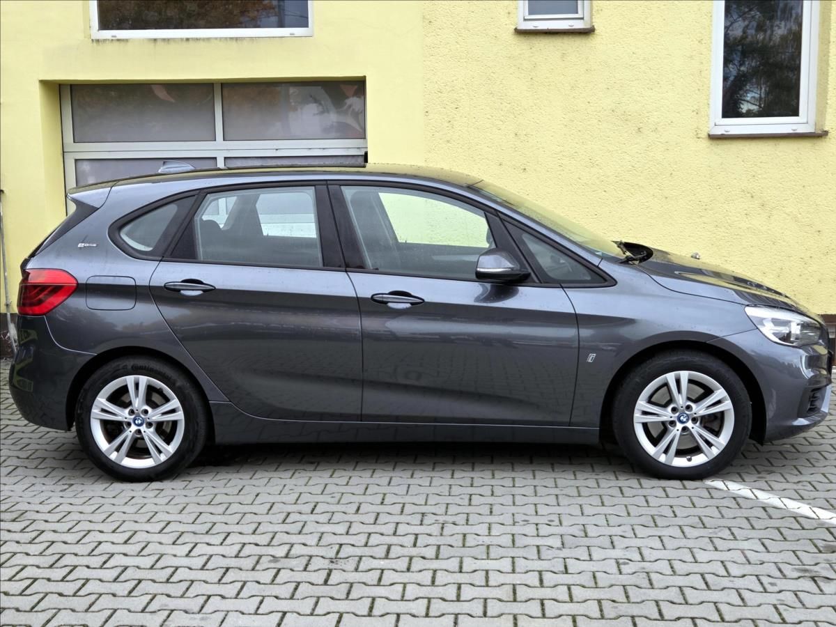 BMW Řada 2, 1,5 225xe eDrive, CEBIA - fotka 6