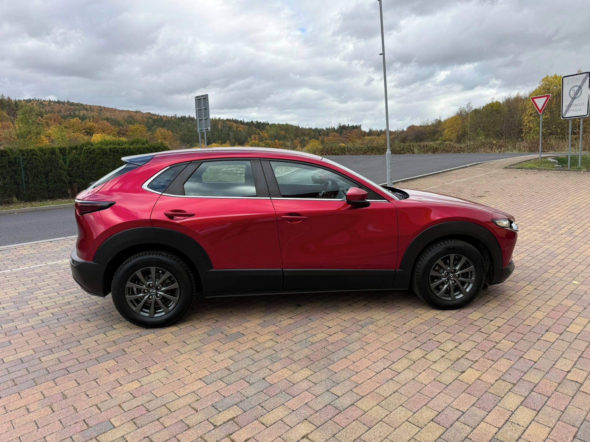 Mazda CX-30, 2.0 SKYACTIV-G 90kW ZÁRUKA2028 - fotka 6